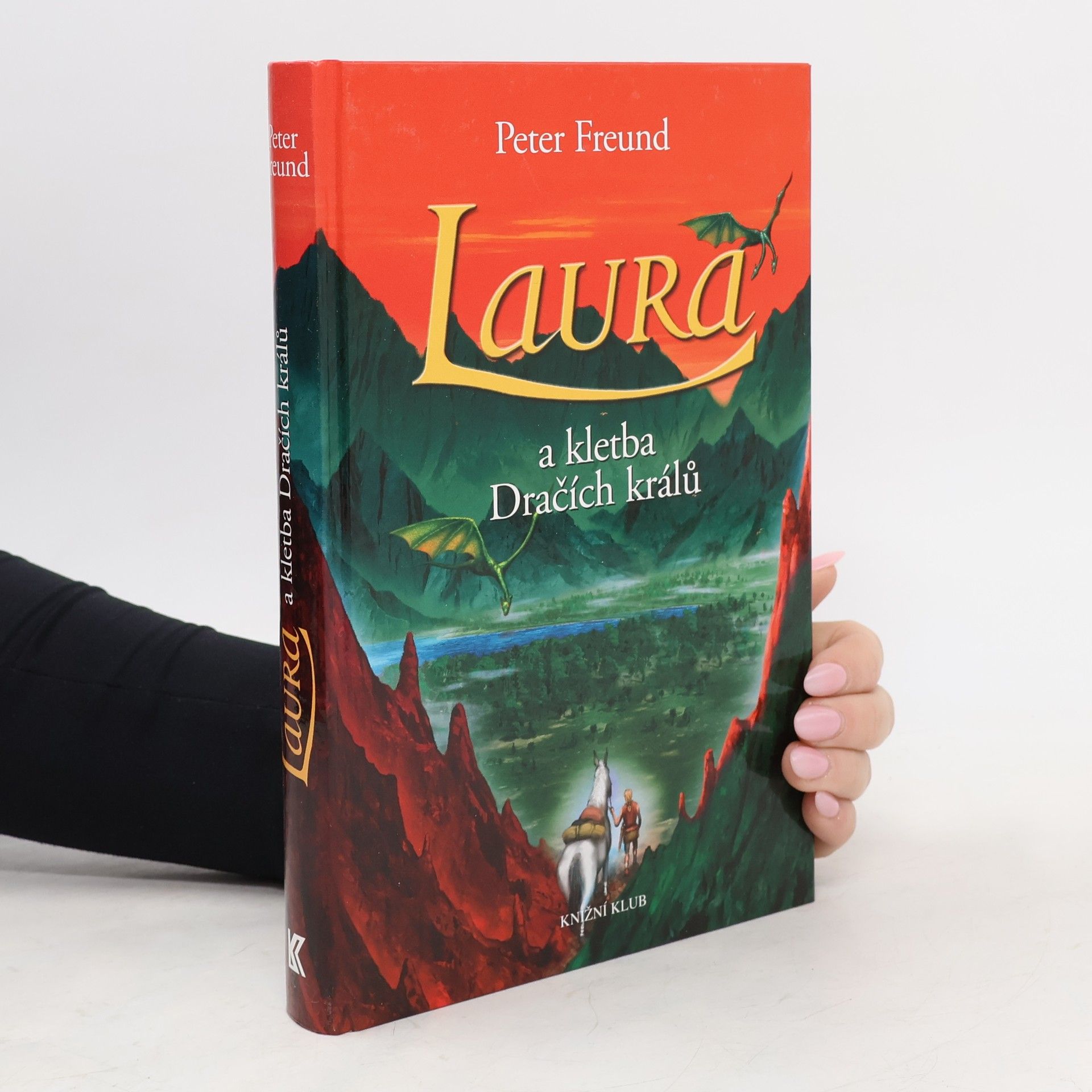 Laura a kletba Dračích králů