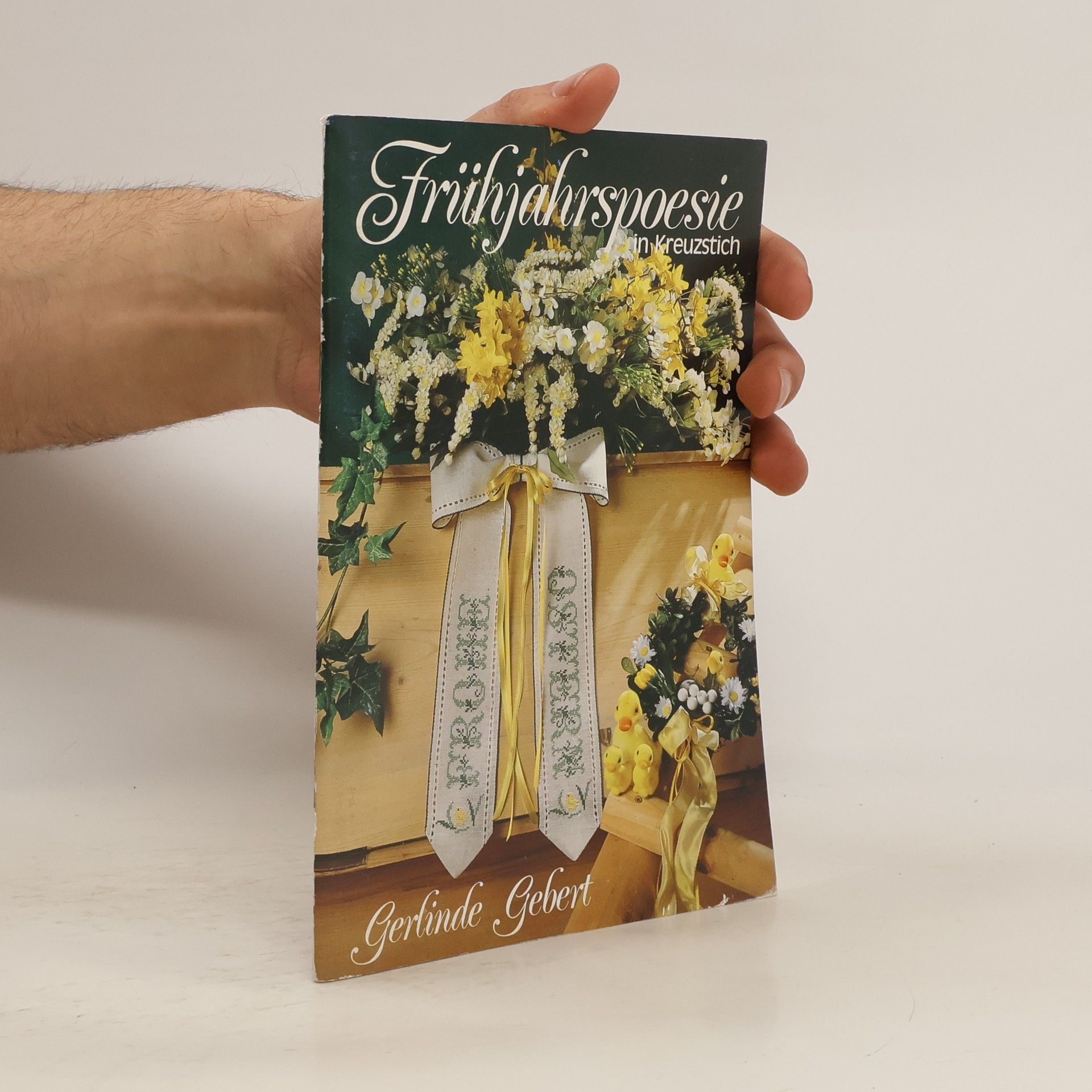 Gerlinde Gebert Frühjahrspoesie in Kreuzstich