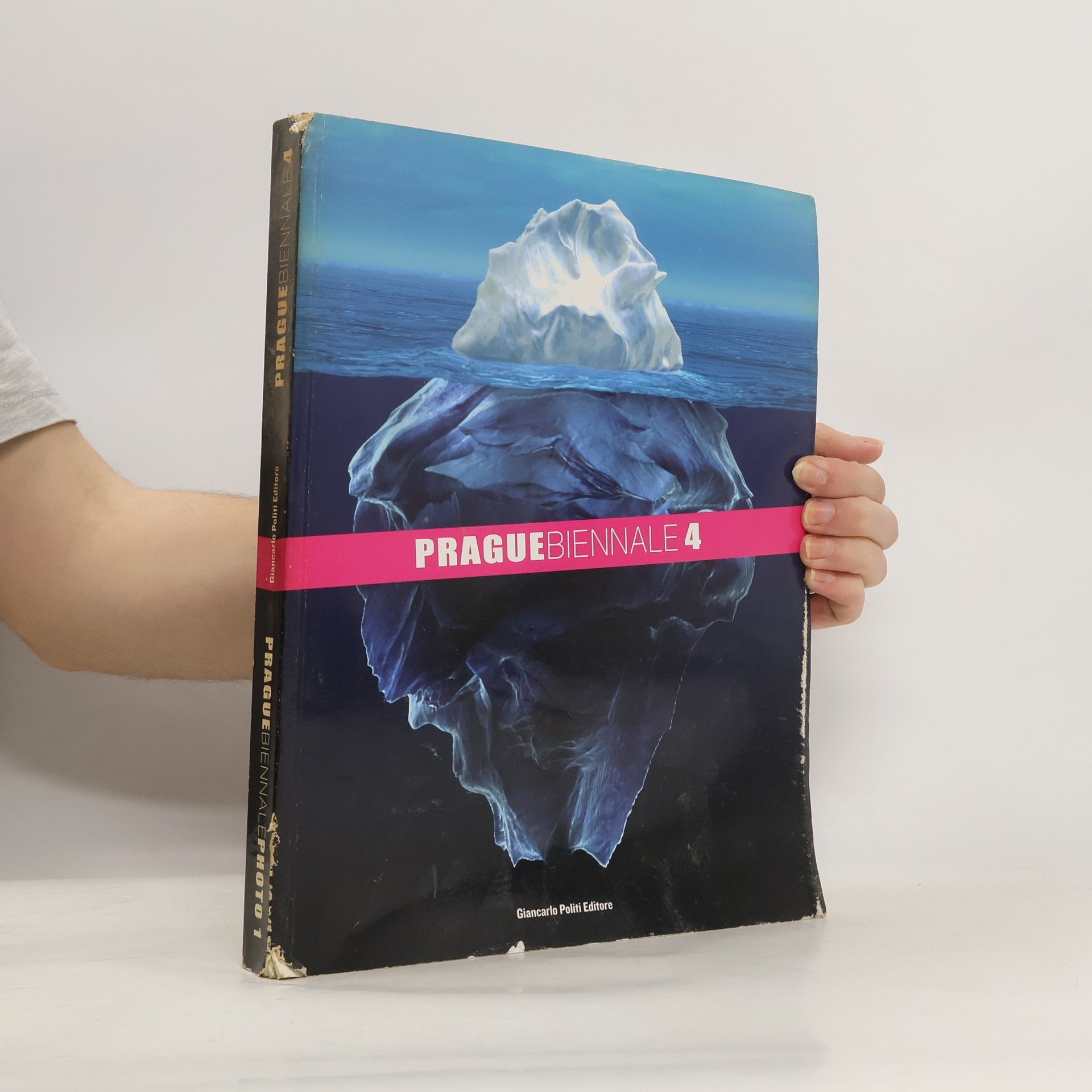 Prague biennale 4 : prague biennale photo 1