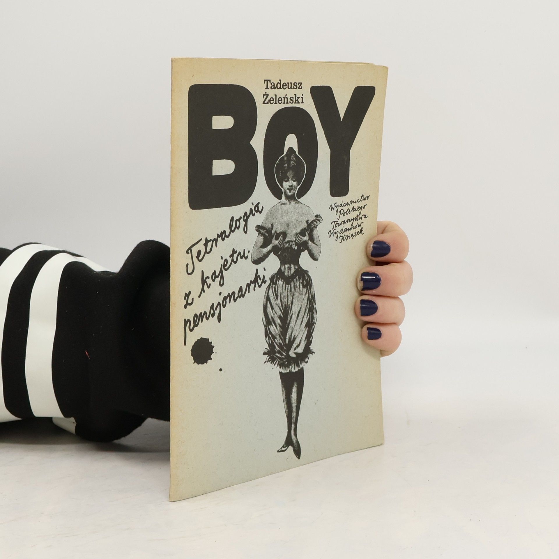 Tetralogia z kajetu pensjonarki