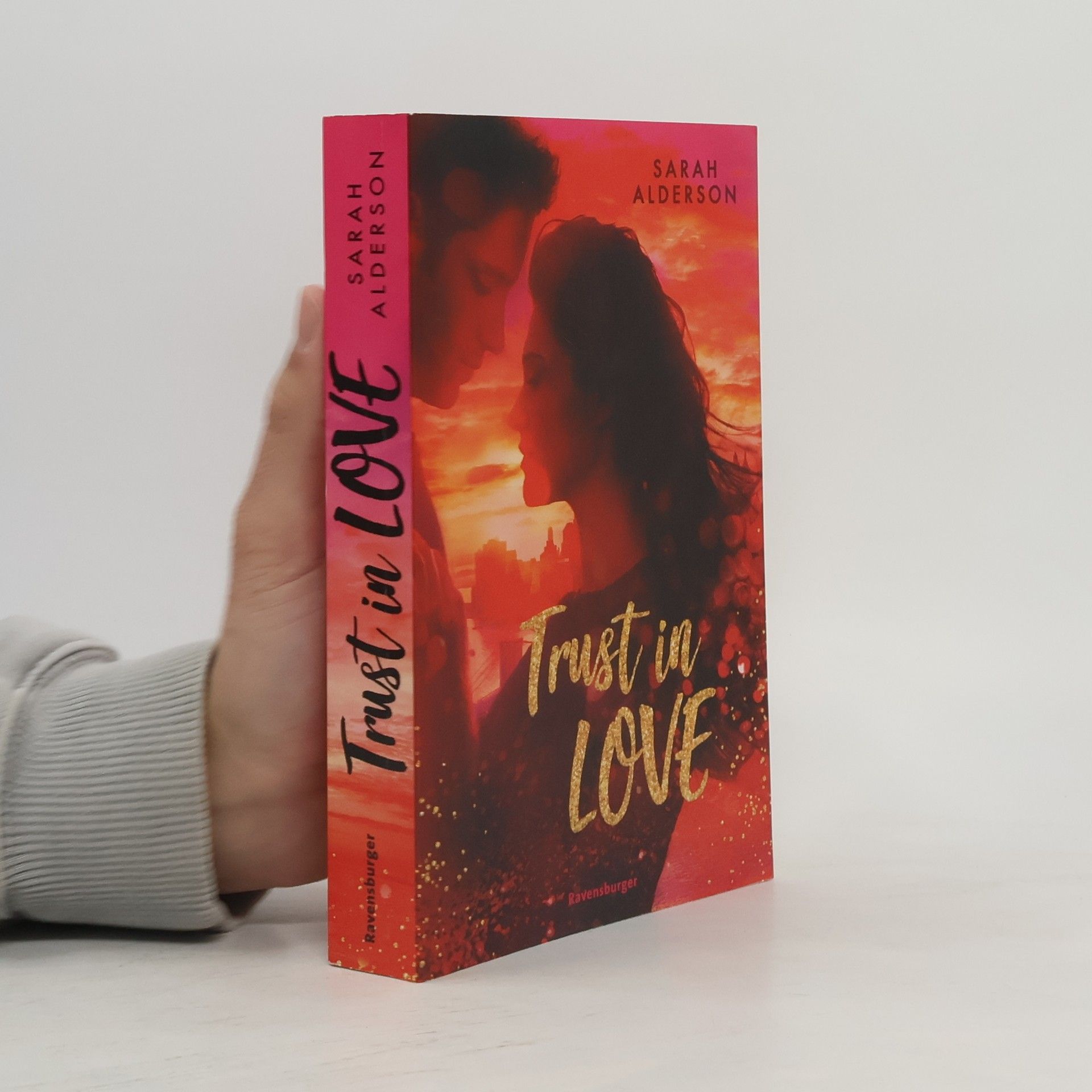 Sarah Alderson Trust in love