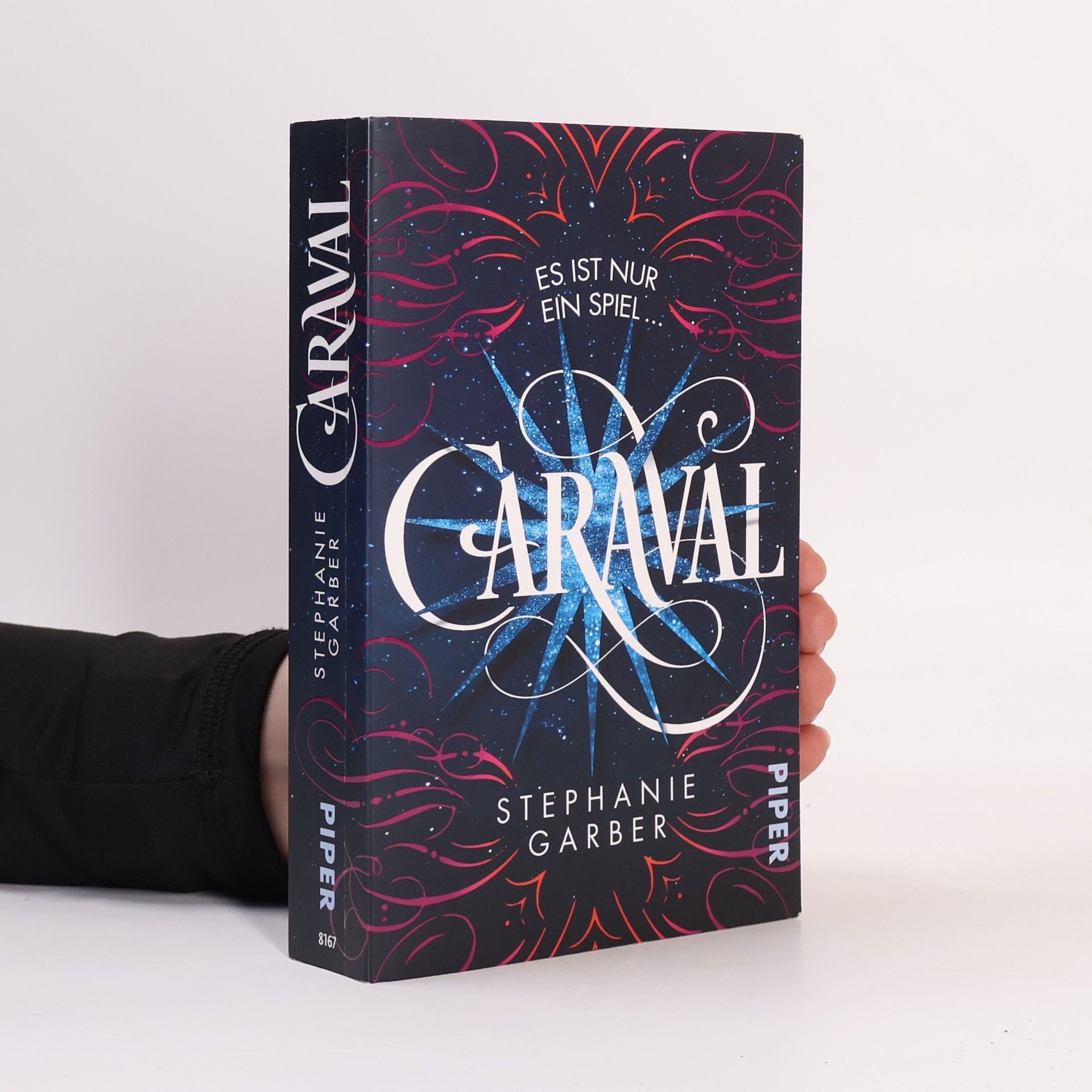 Stephanie Garber Caraval