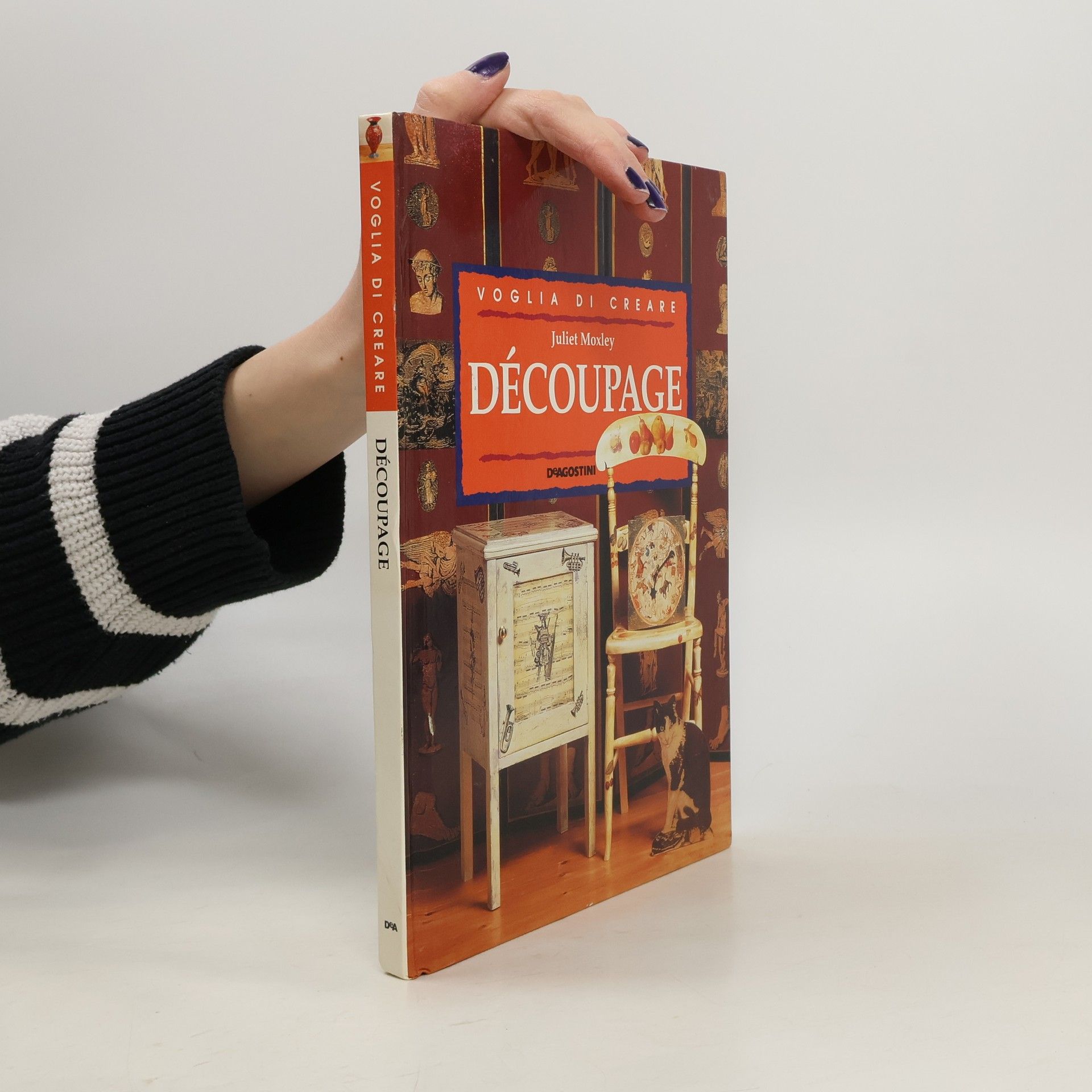 Juliet Moxley Découpage