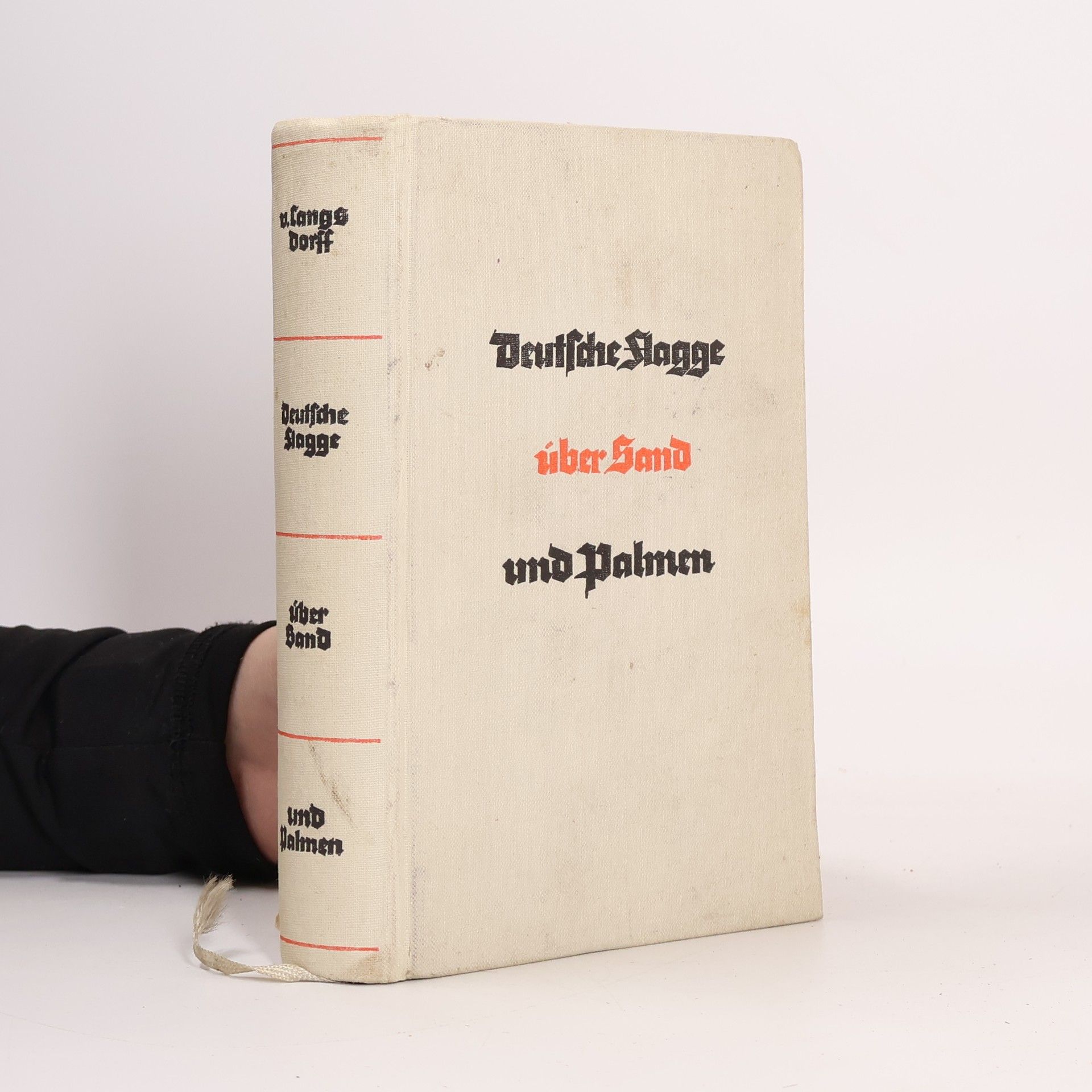 Werner von Langsdorff Deutsche Flagge über Sand und Palmen