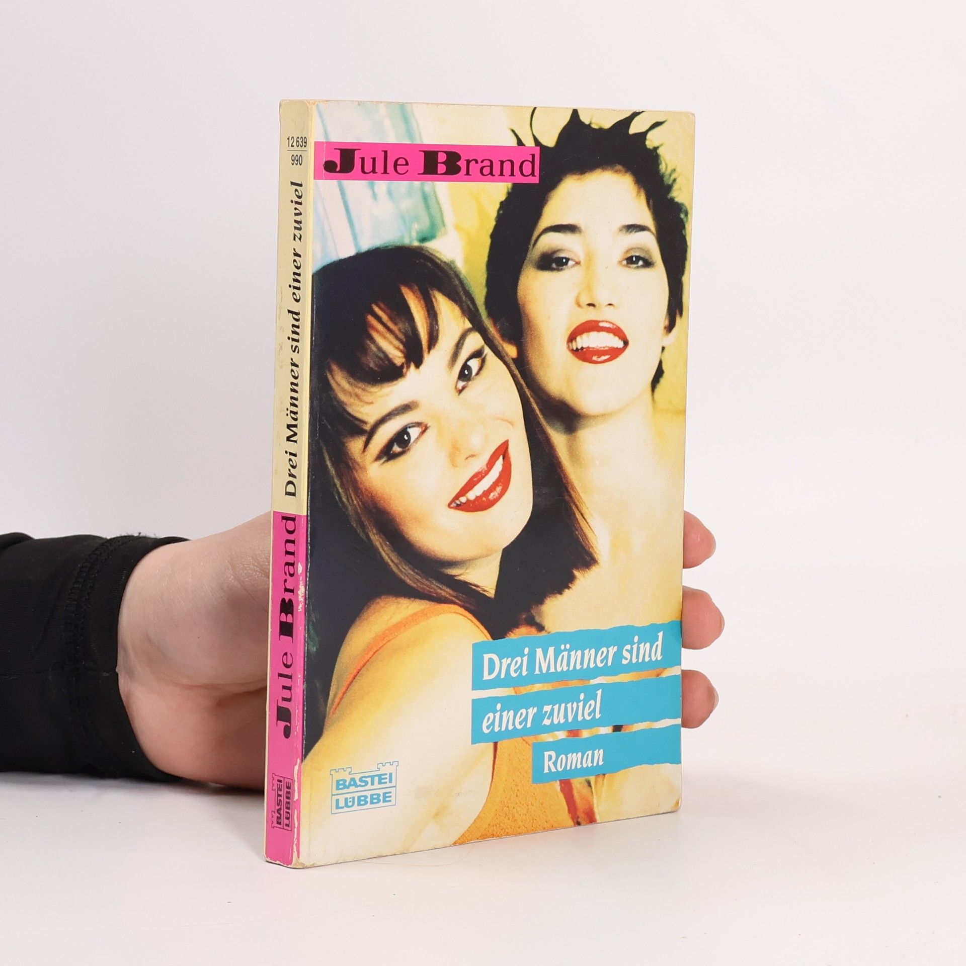 Kerstin Gier Drei Männer sind einer zuviel