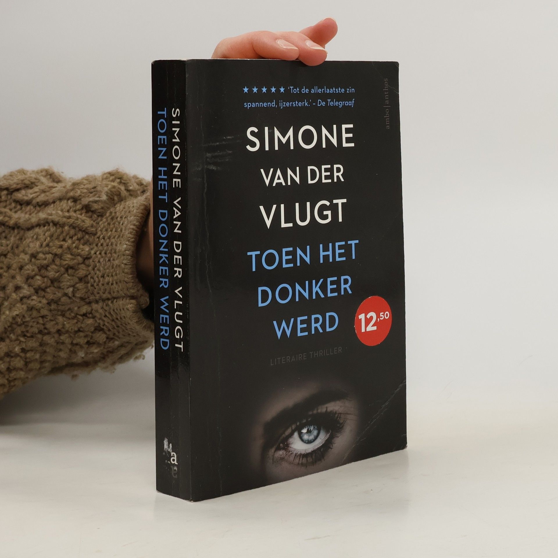 Simone van der Vlugt Toen het donker werd