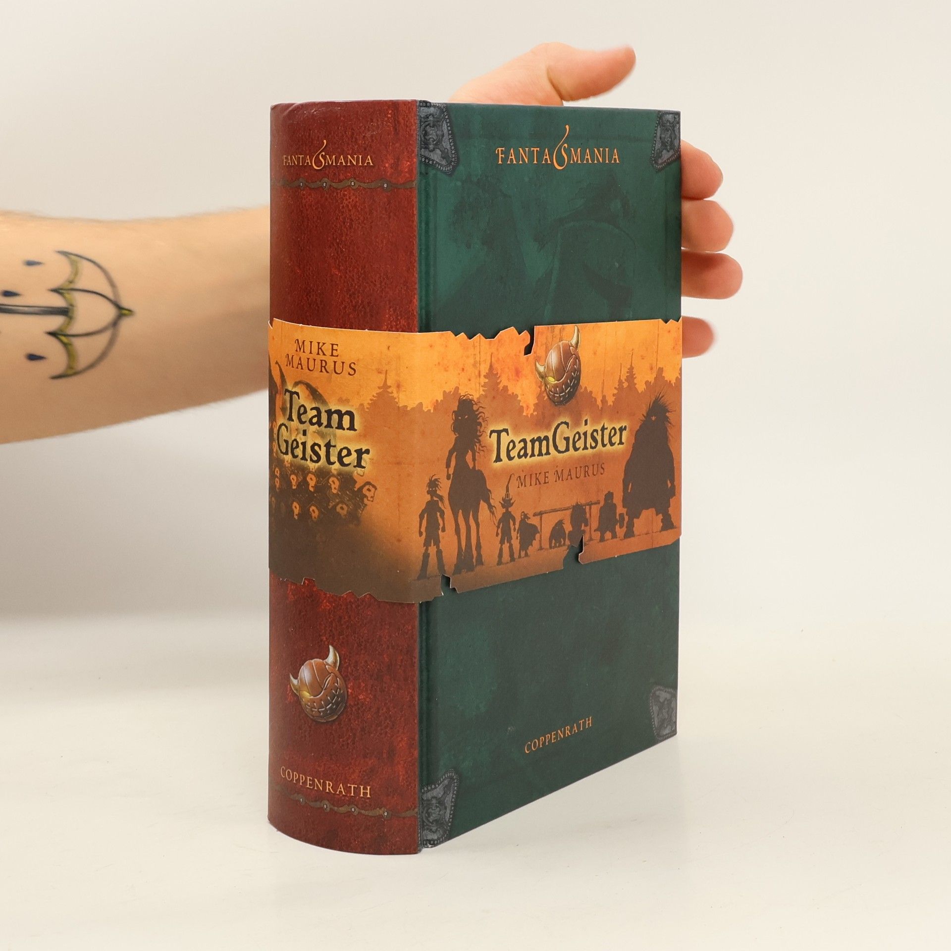 Fantasmania. Teamgeister