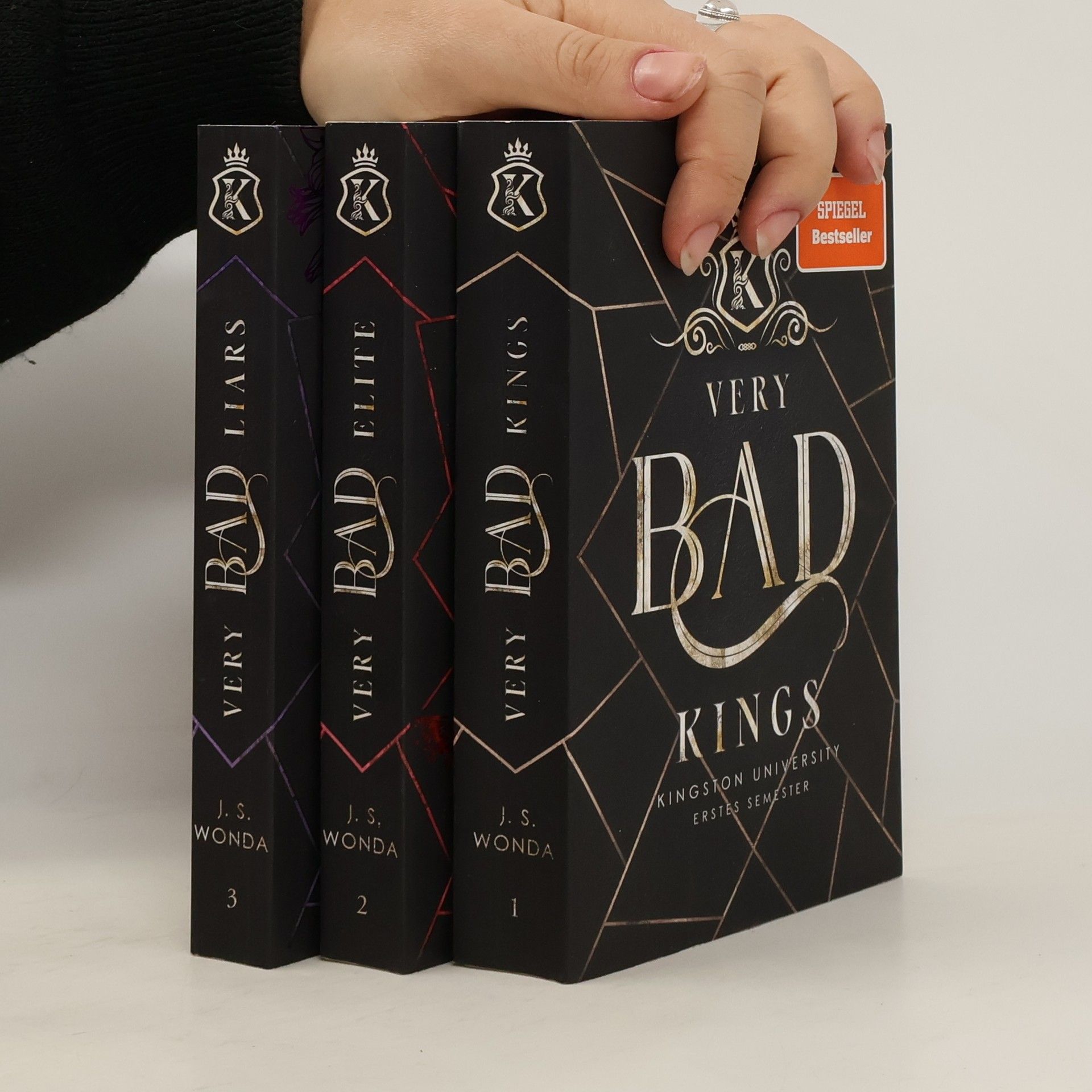 Jane S. Wonda Very Bad Kings. Very Bad Elite. Very Bad Liars