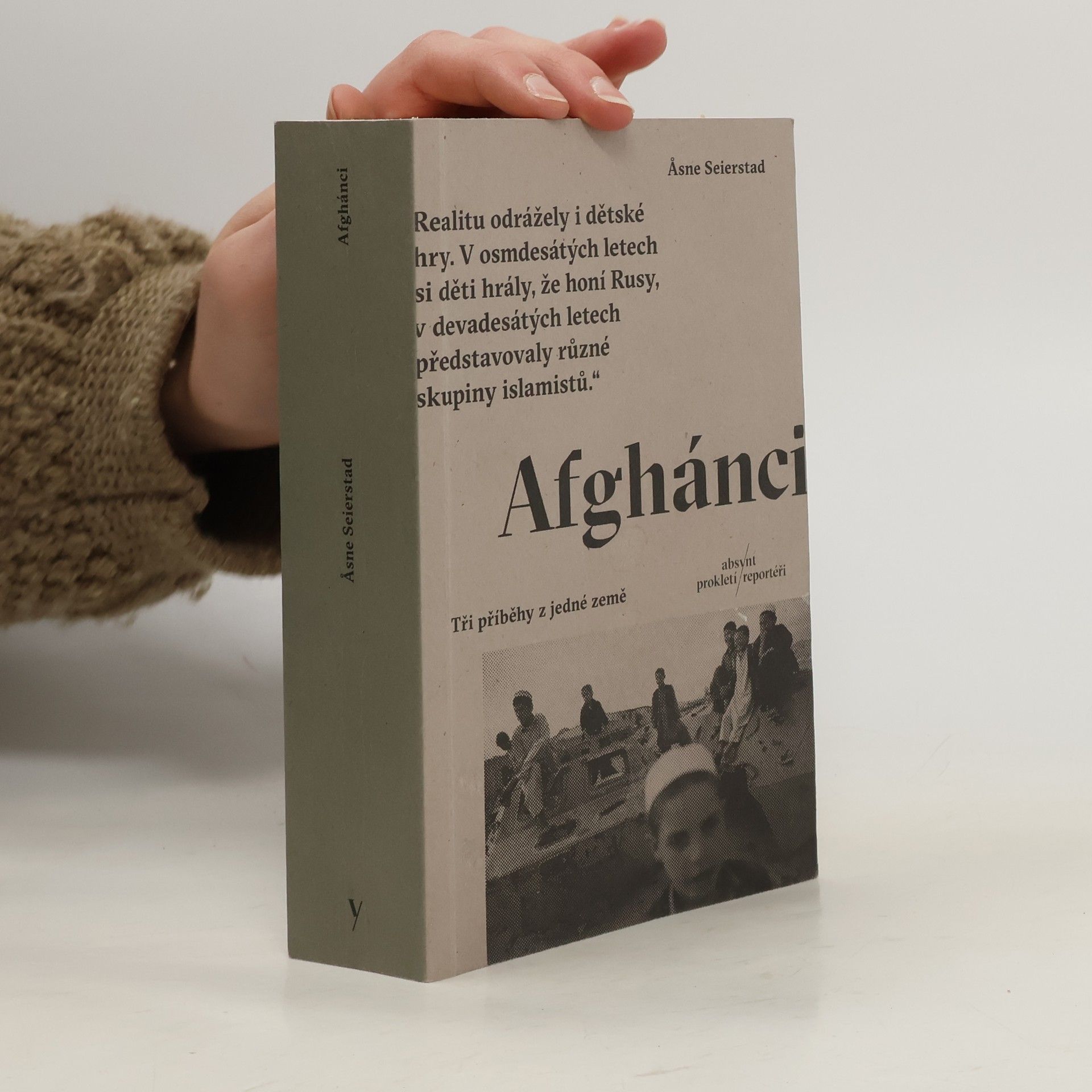 Afghánci: Tři příběhy z jedné země