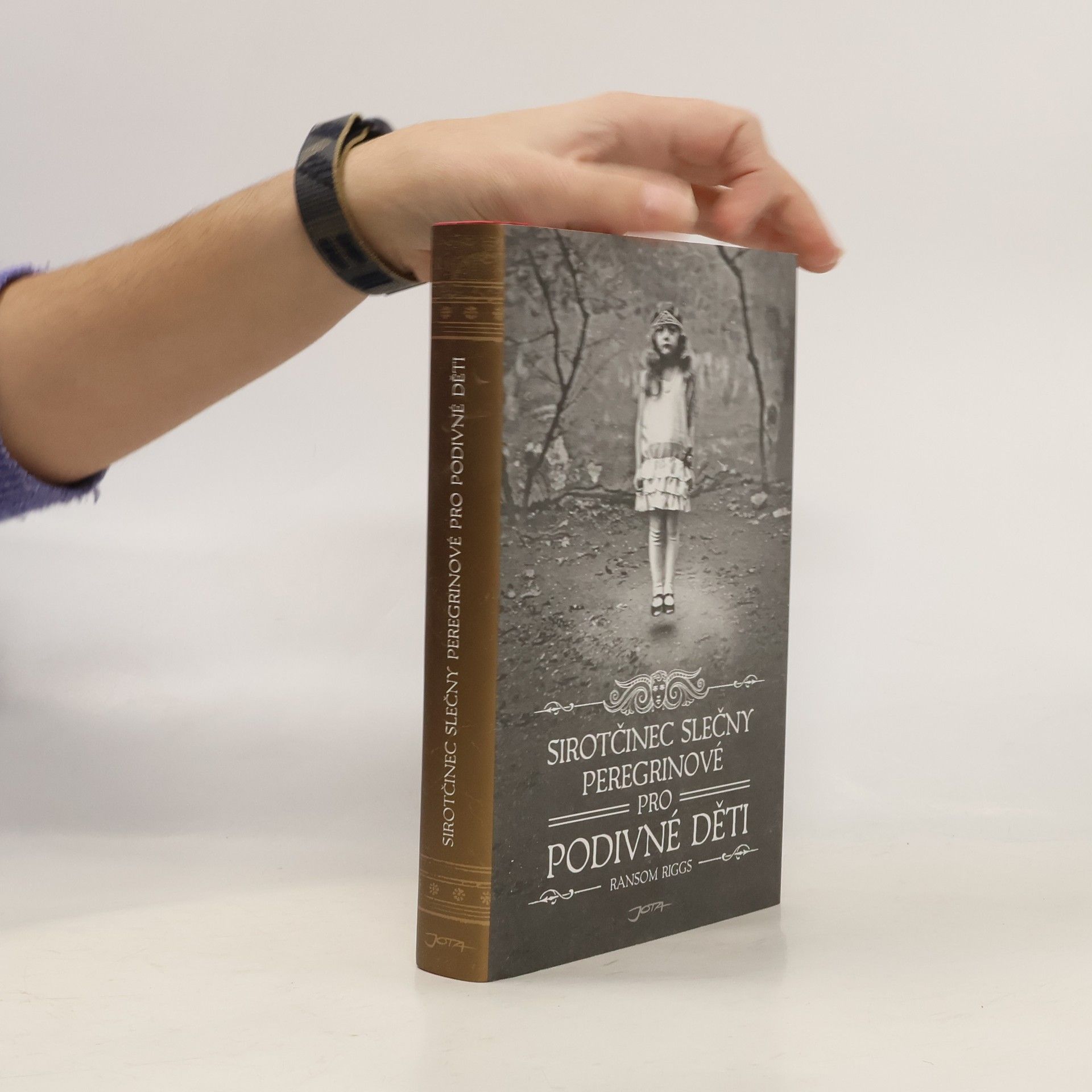 Ransom Riggs Sirotčinec slečny Peregrinové pro podivné děti