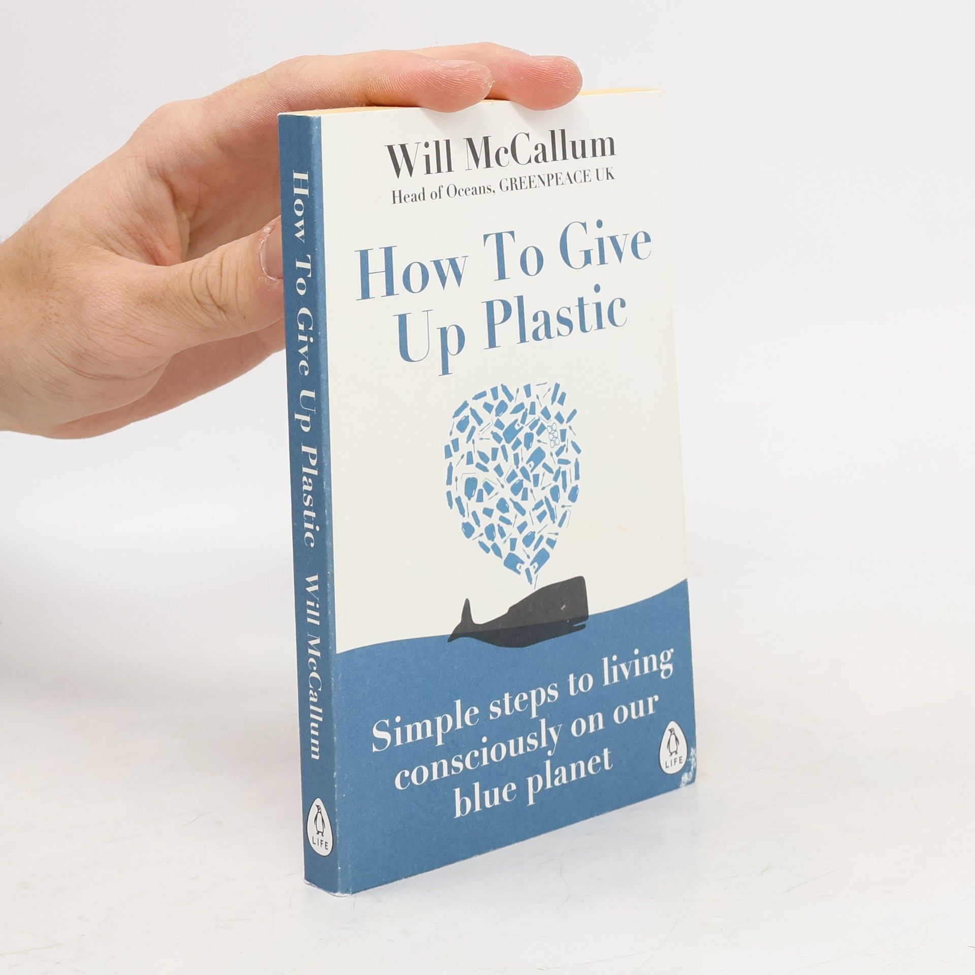How to give up plastic. Simple steps to living consciously on our blue planet