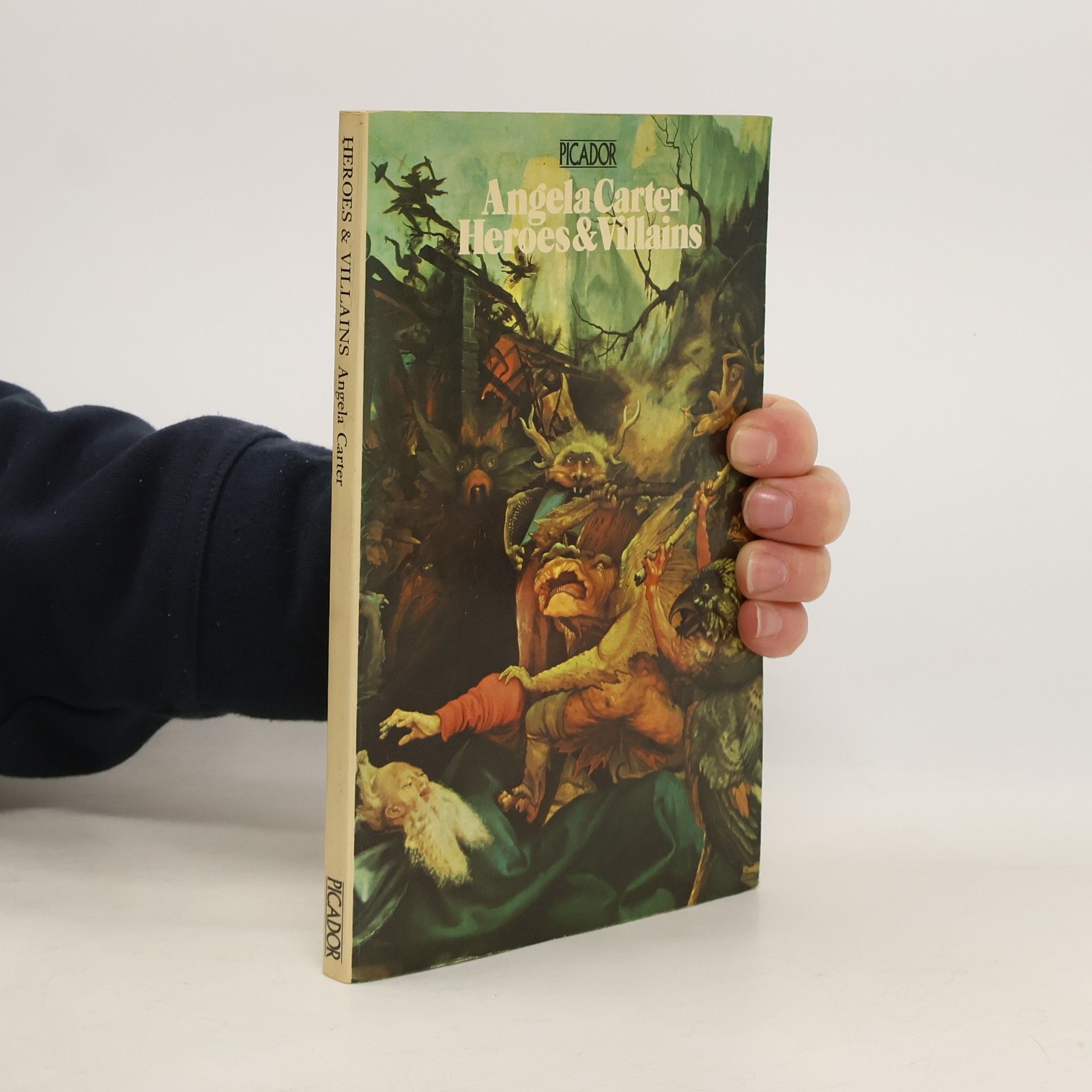 Angela Carter Heroes & Villains