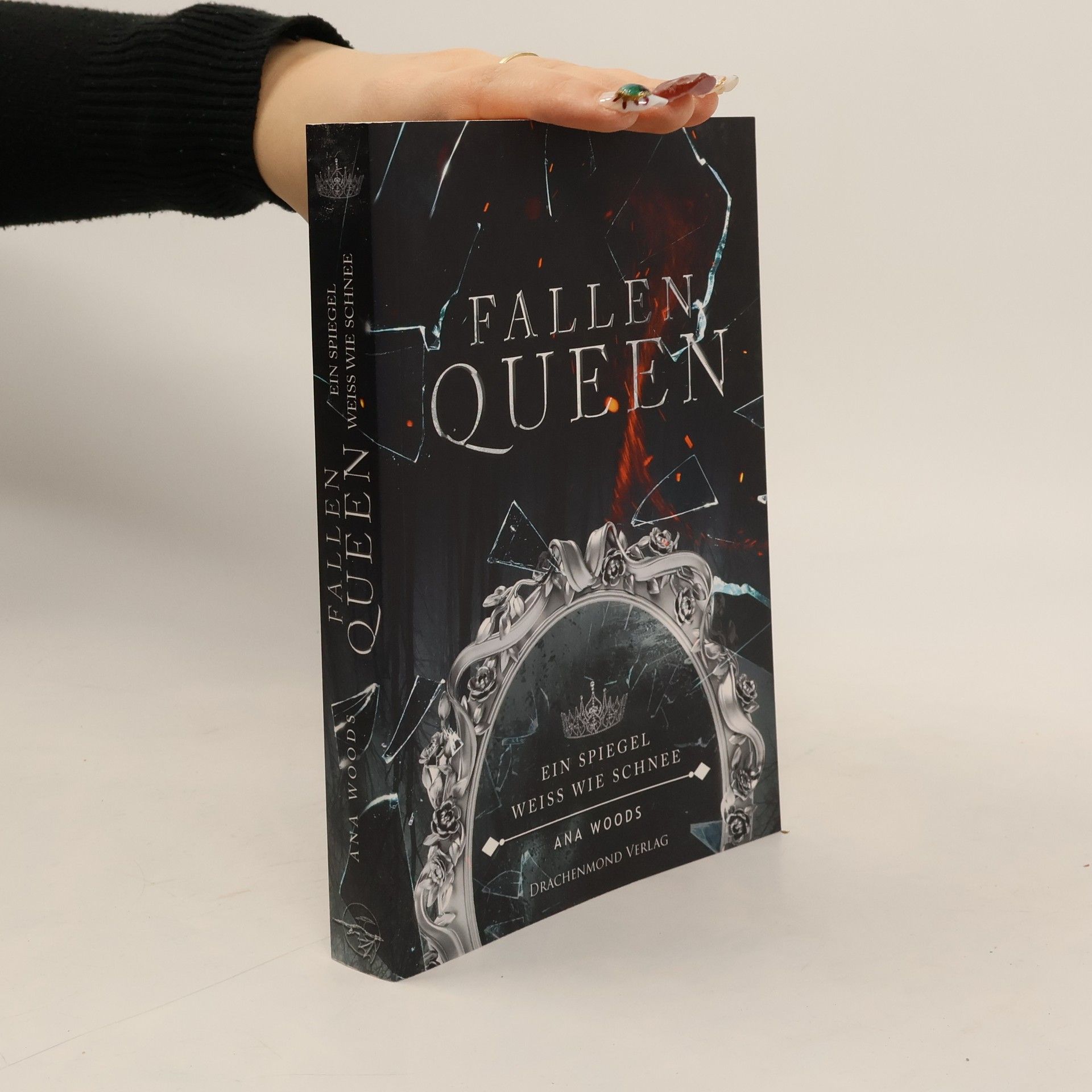 Fallen Queen - ein Spiegel weiß wie Schnee