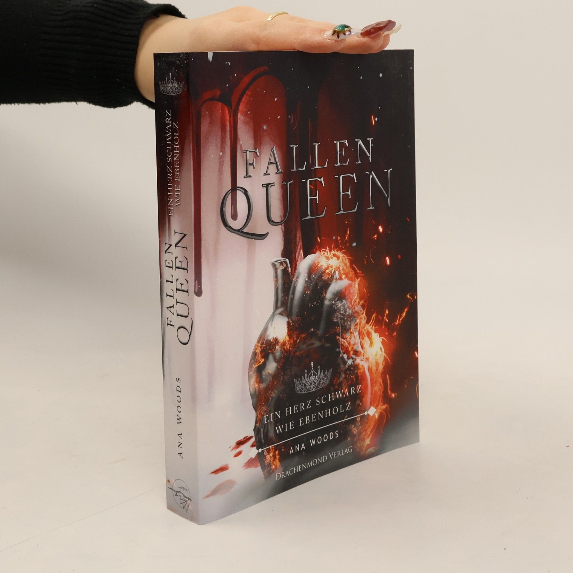 Fallen Queen - ein Herz schwarz wie Ebenholz
