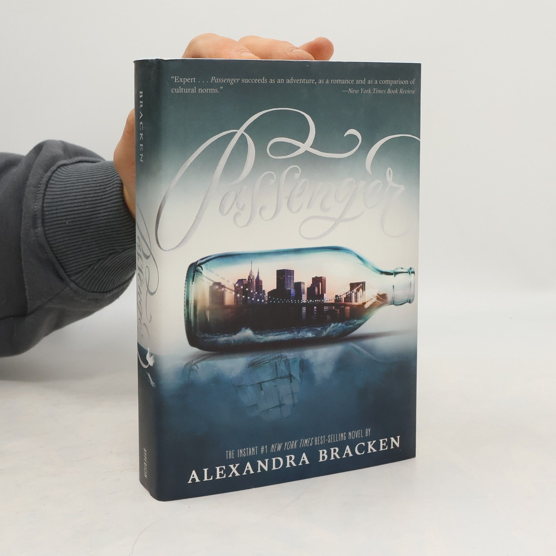 Alexandra Bracken Passenger