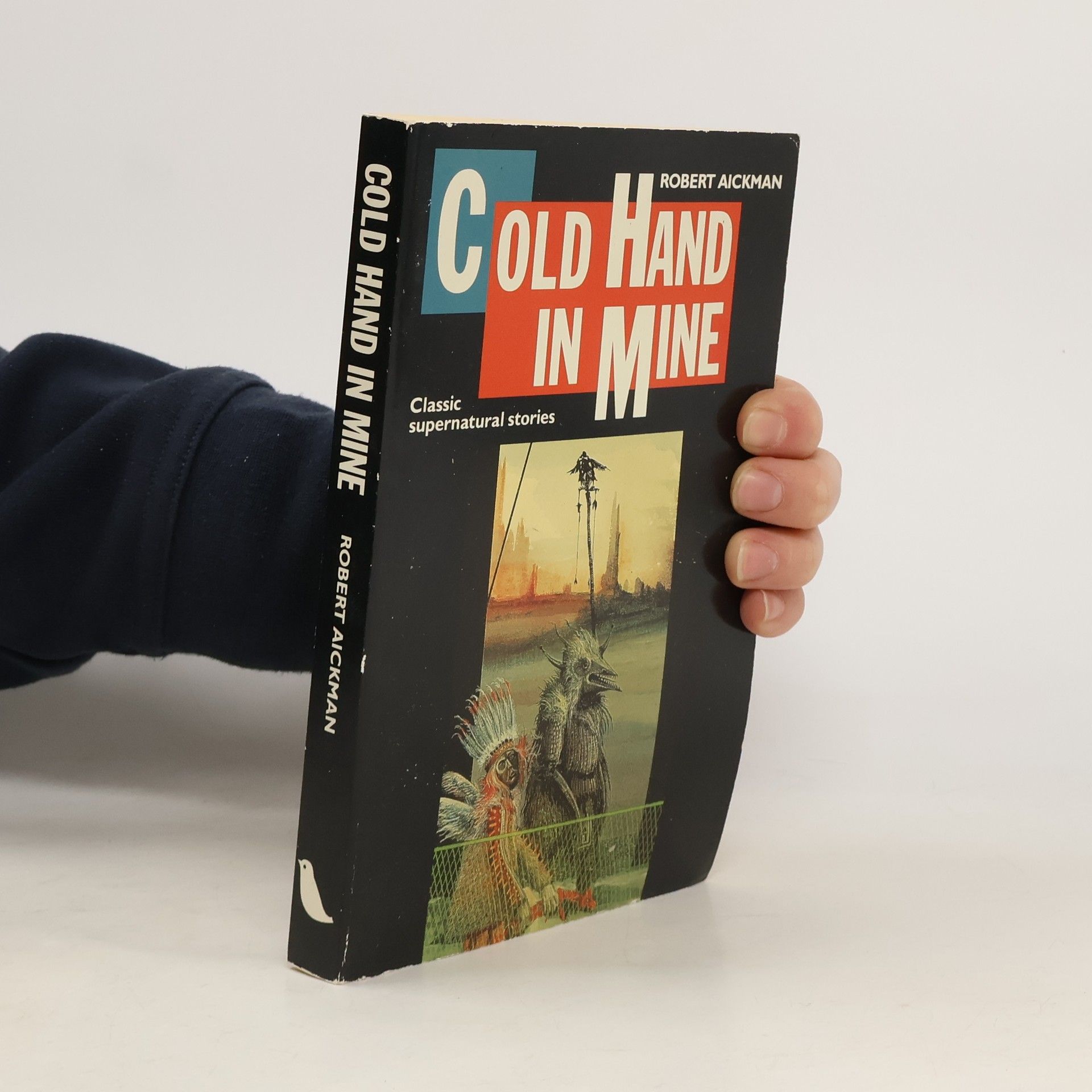 Robert Aickman Cold Hand in Mine