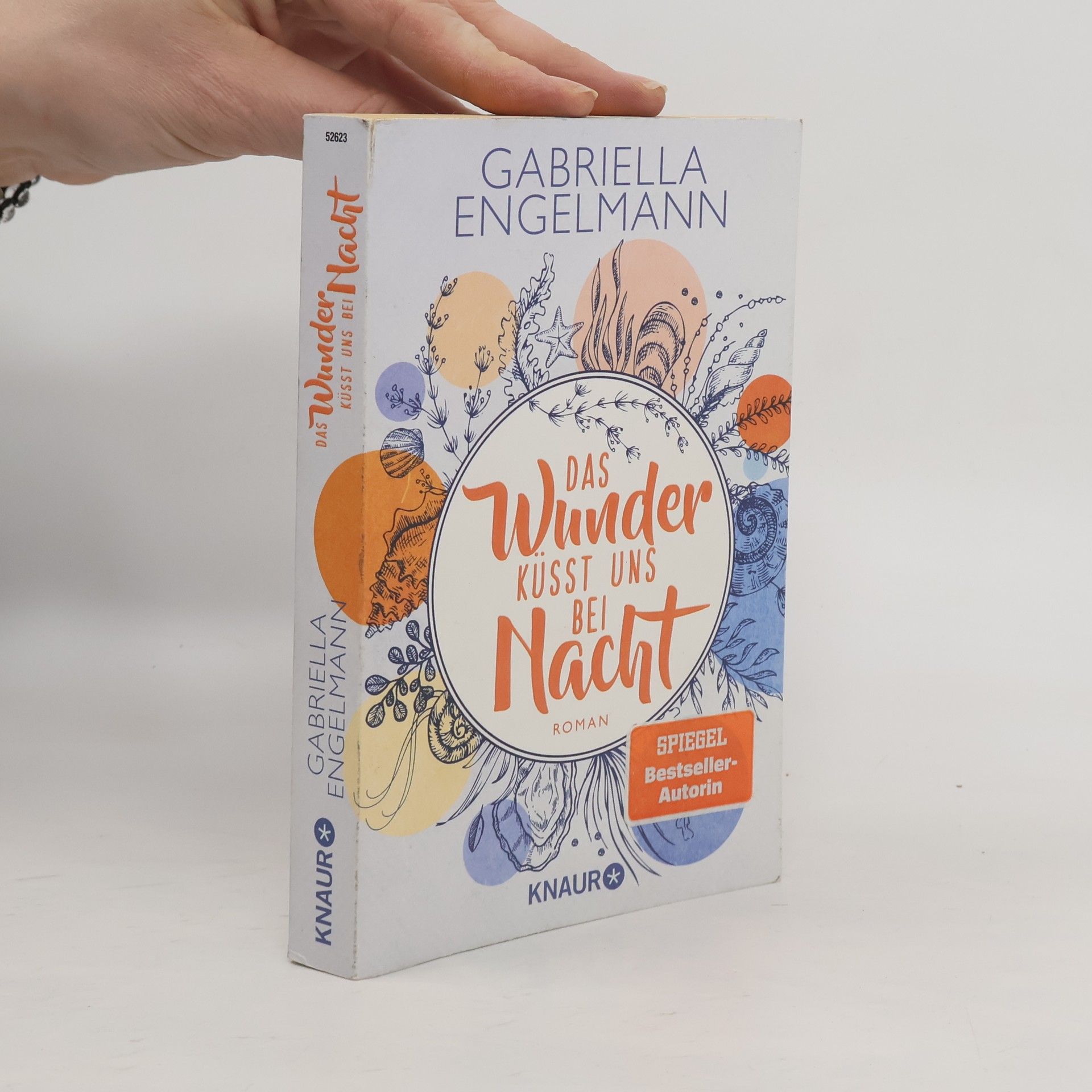 Das Wunder küsst uns bei Nacht