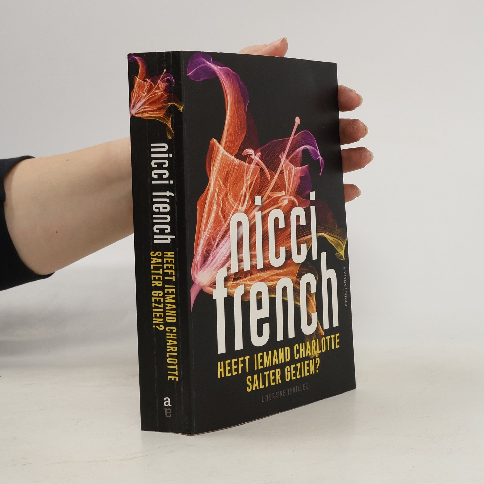 Maud O'Connor - 1: Heeft iemand Charlotte Salter gezien?