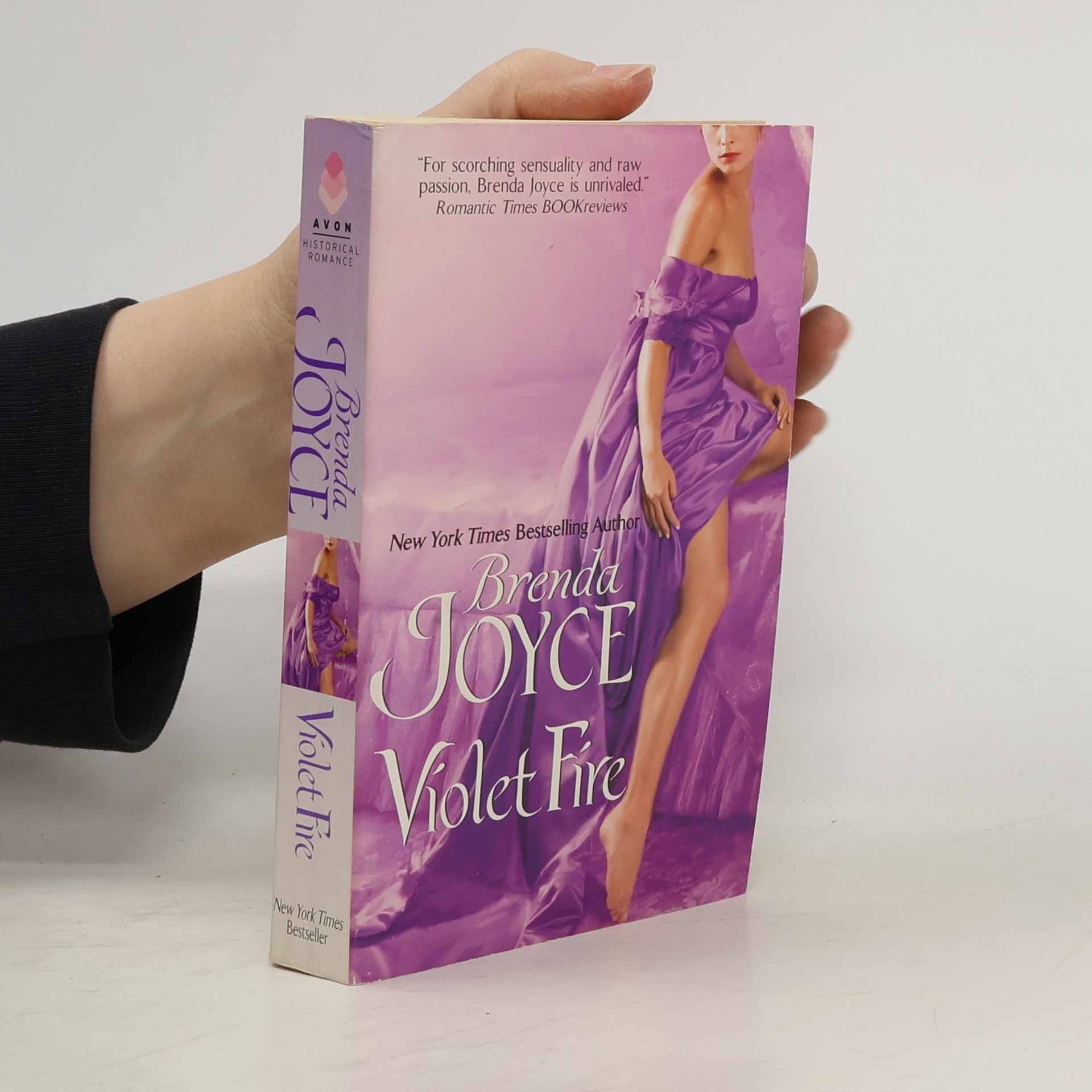 Brenda Joyce Violet Fire