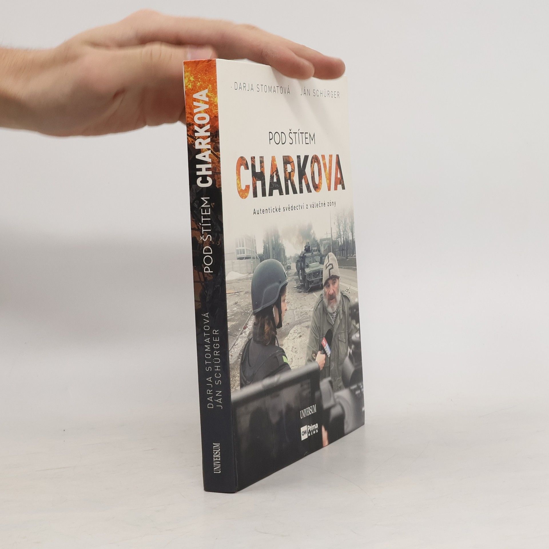 Darja Stomatová Pod štítem Charkova