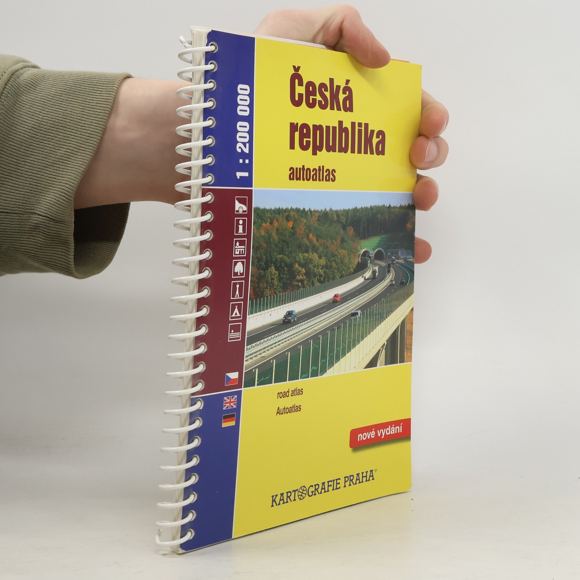 Kolektiv autorů Autoatlas Česká republika 1:200 000