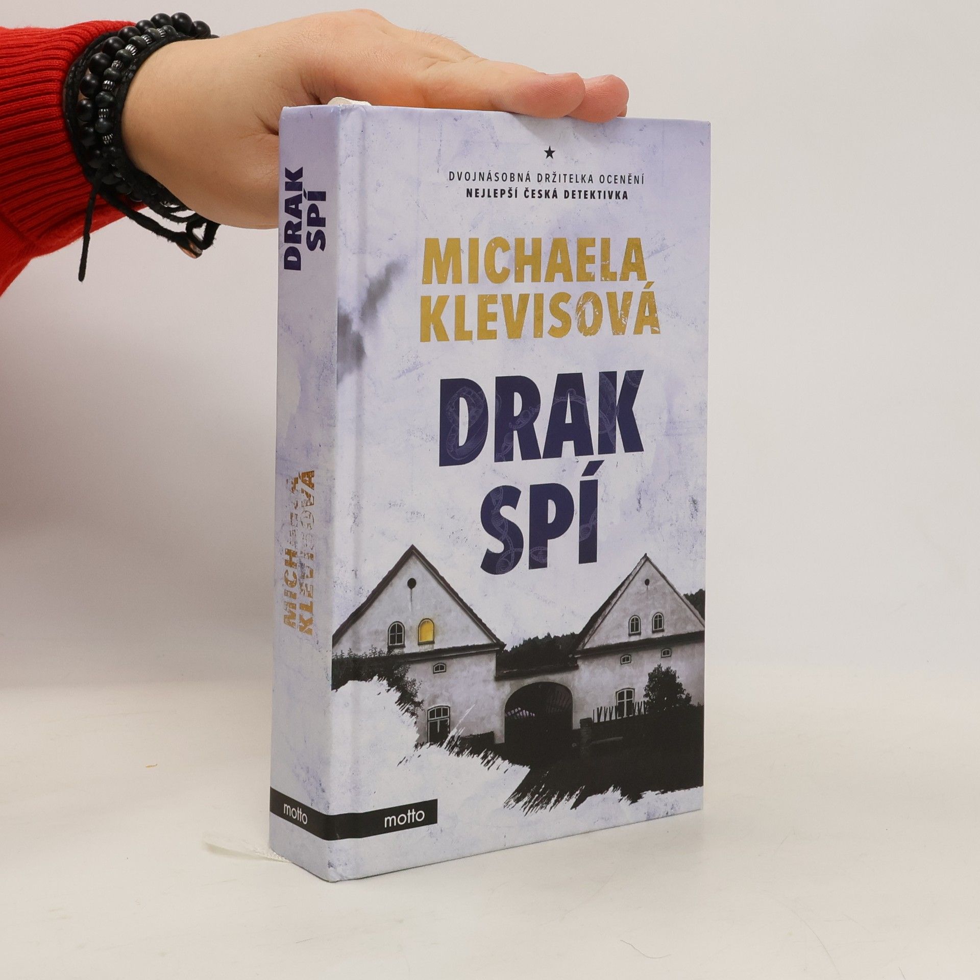 Michaela Klevisová Drak spí