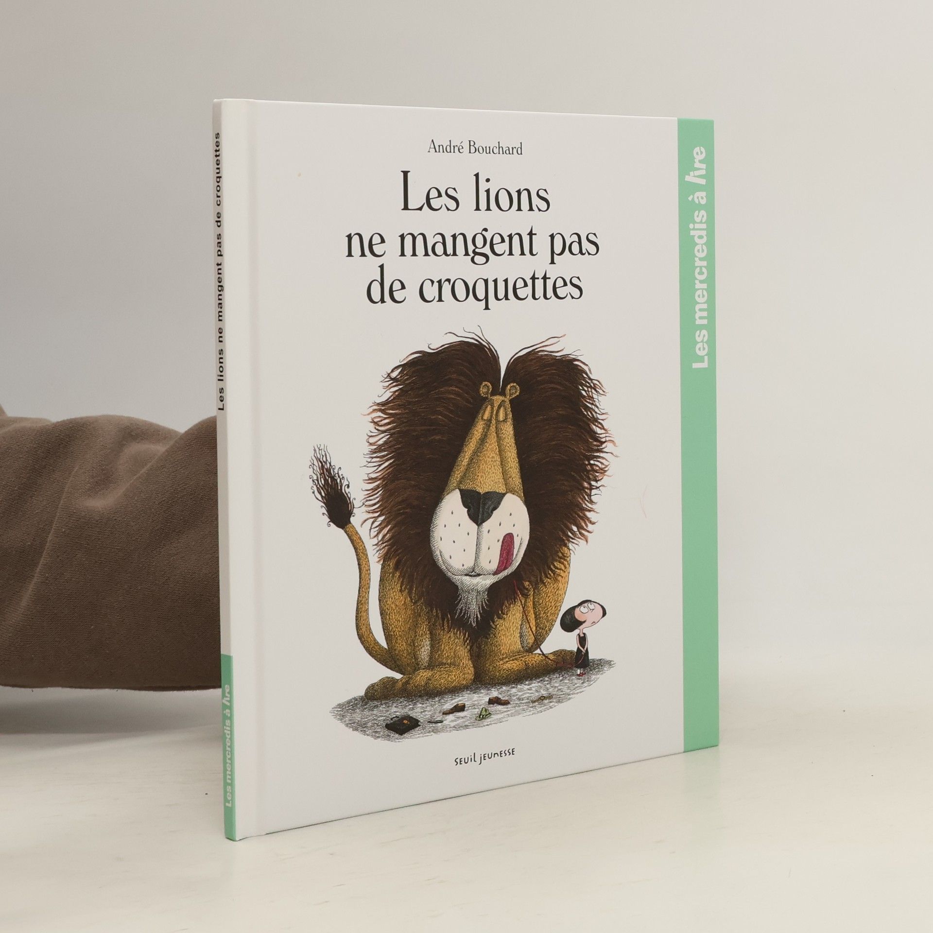 Les lions ne mangent pas de croquettes