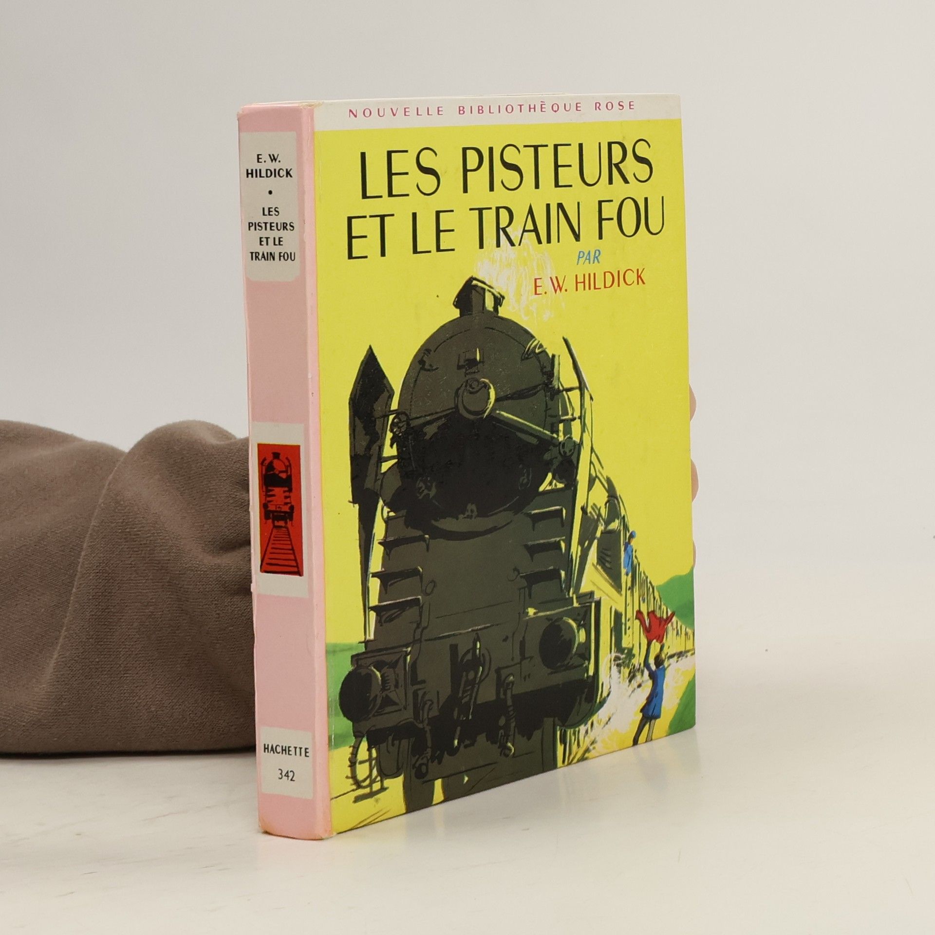 Les pisteurs et le train fou