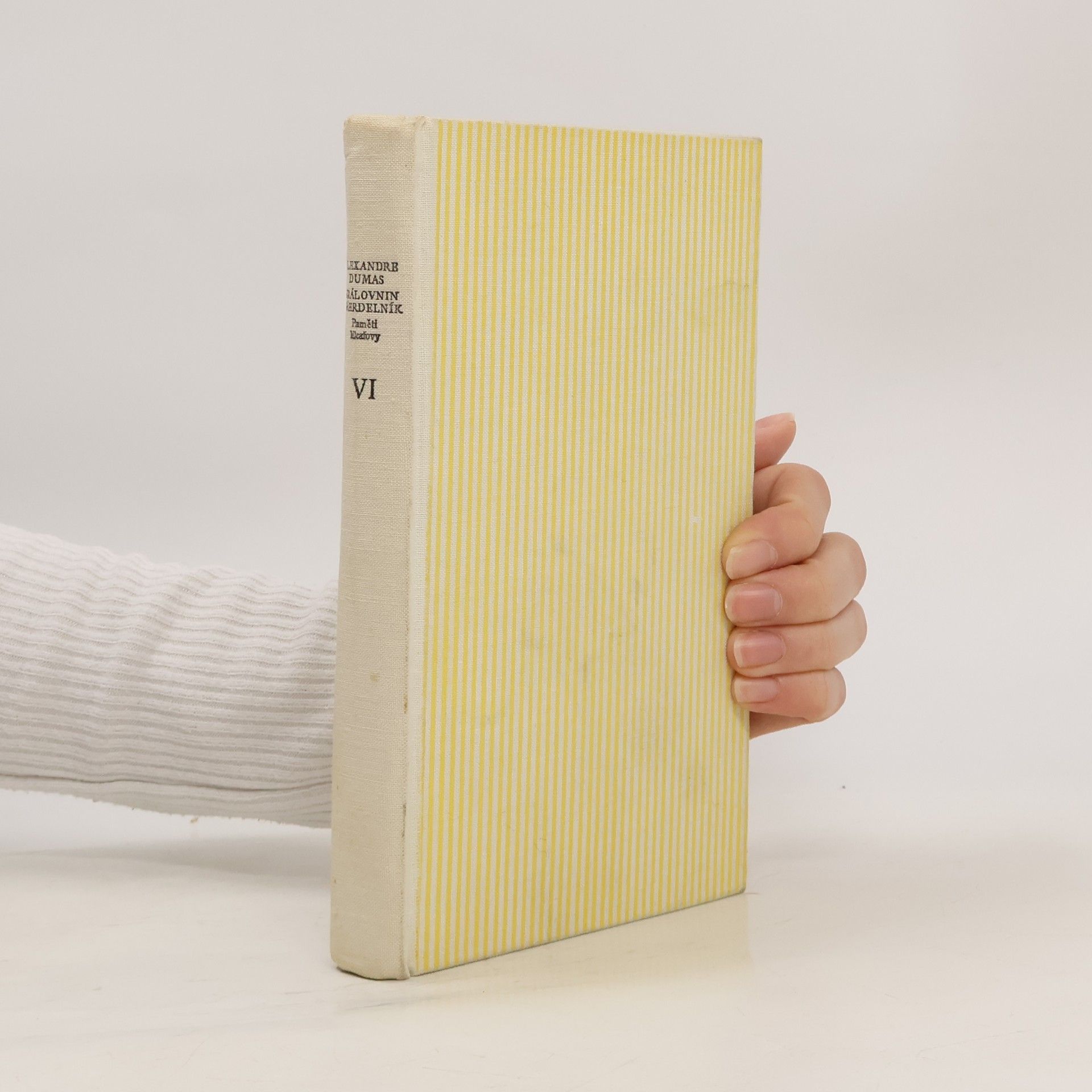 Paměti lékařovy VI. Královnin náhrdelník II