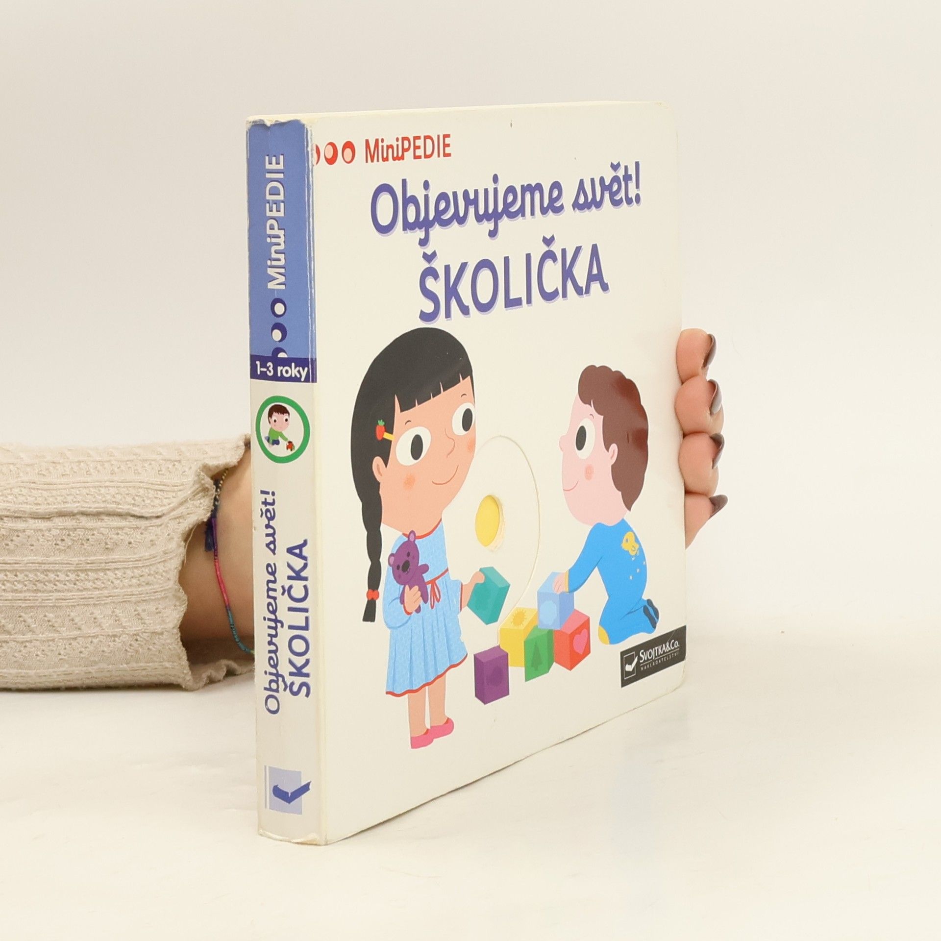 Nathalie Choux Objevujeme svět! Školička