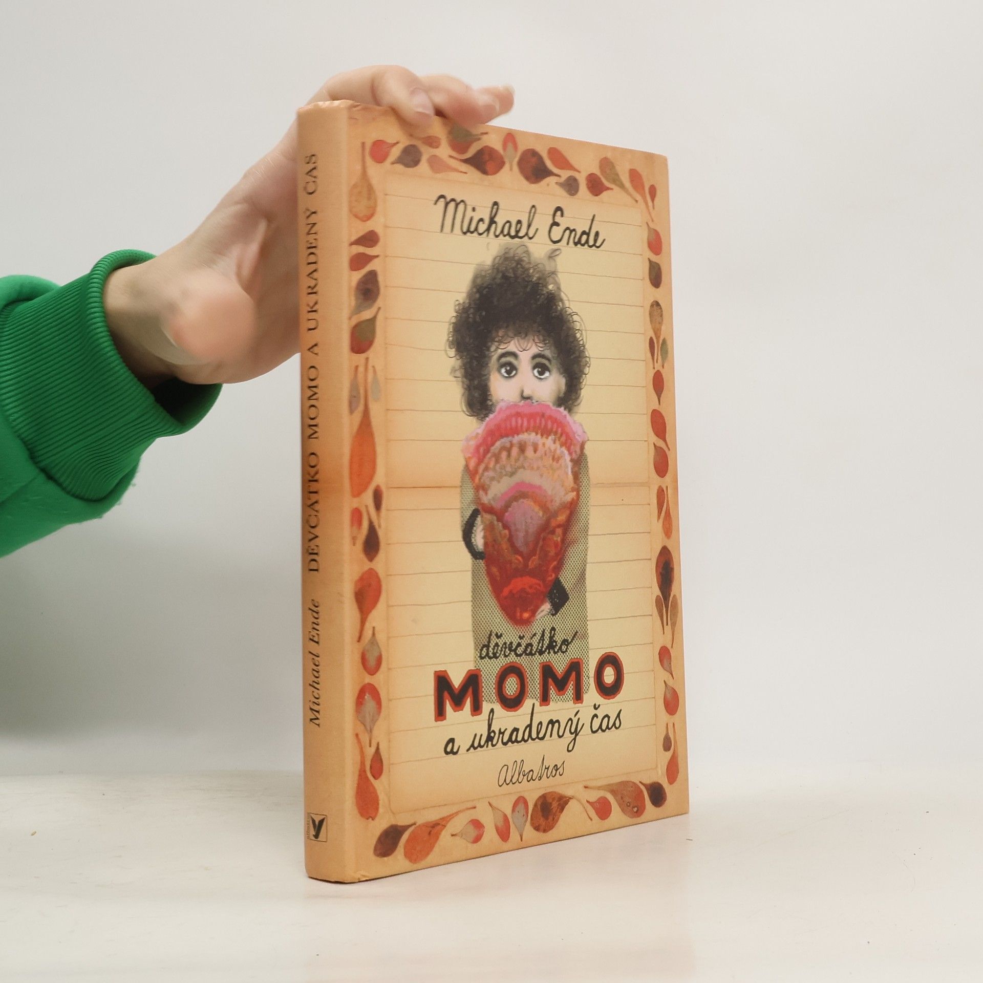 Michael Ende Děvčátko Momo a ukradený čas