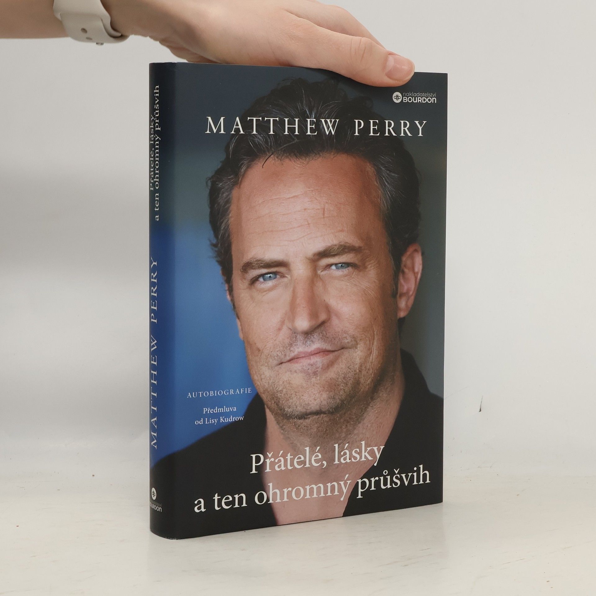 Matthew Perry Přátelé, lásky a ten ohromný průšvih