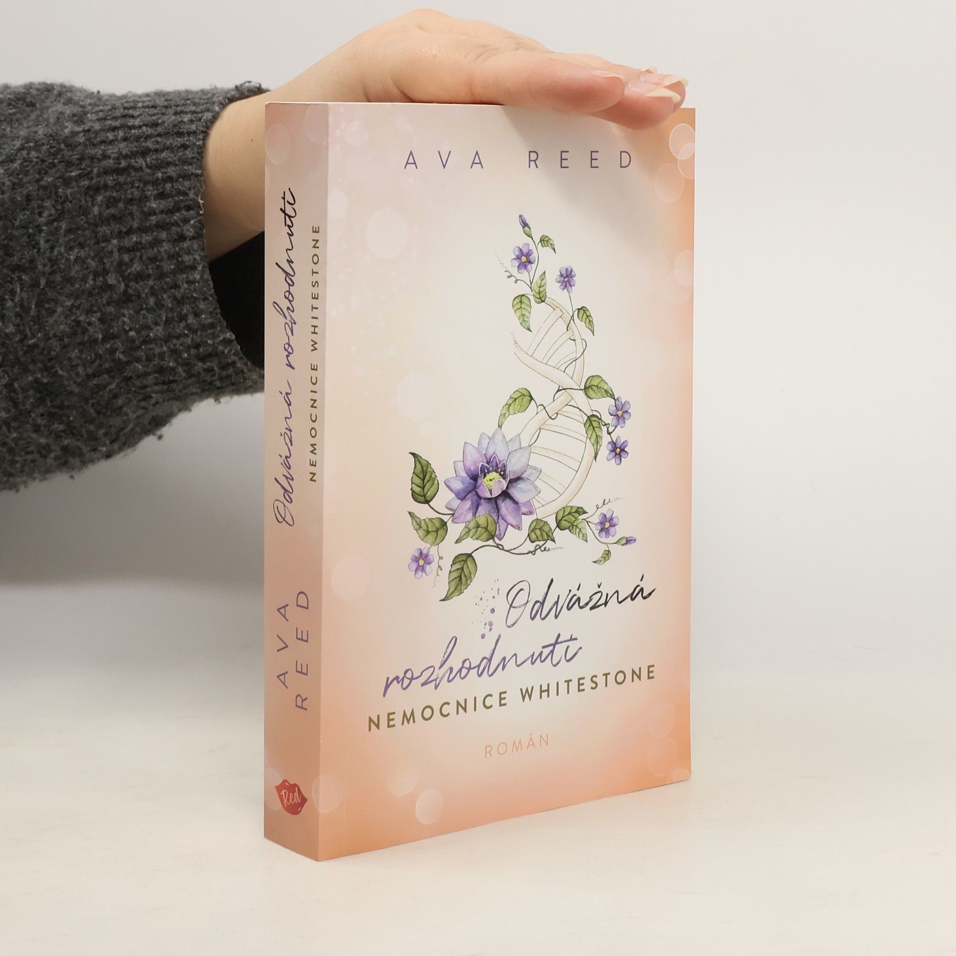 Ava Reed Nemocnice Whitestone. Odvážná rozhodnutí