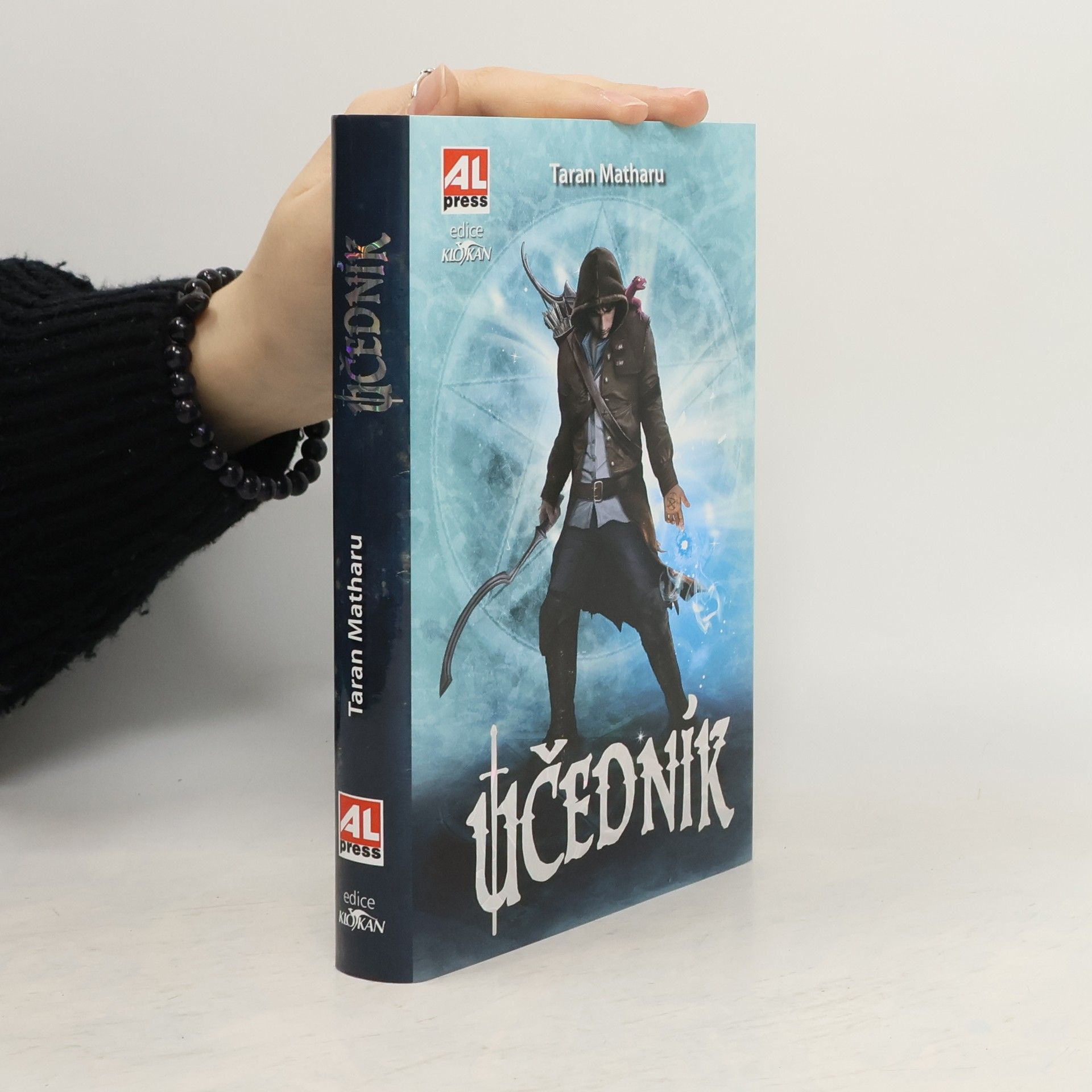 Taran Matharu Učedník