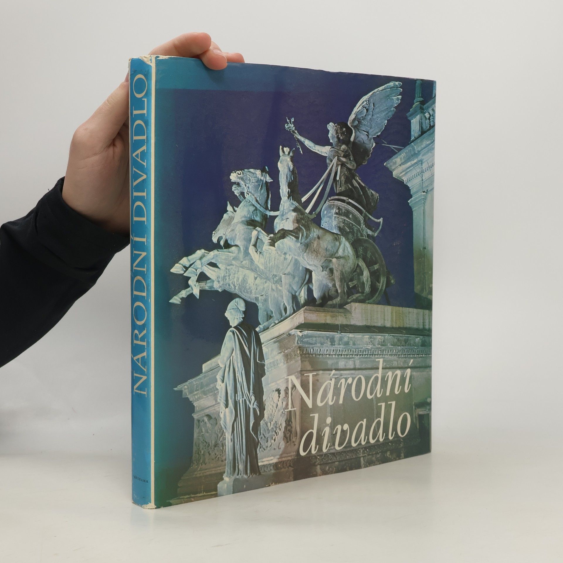 Collectif d'auteurs Národní divadlo