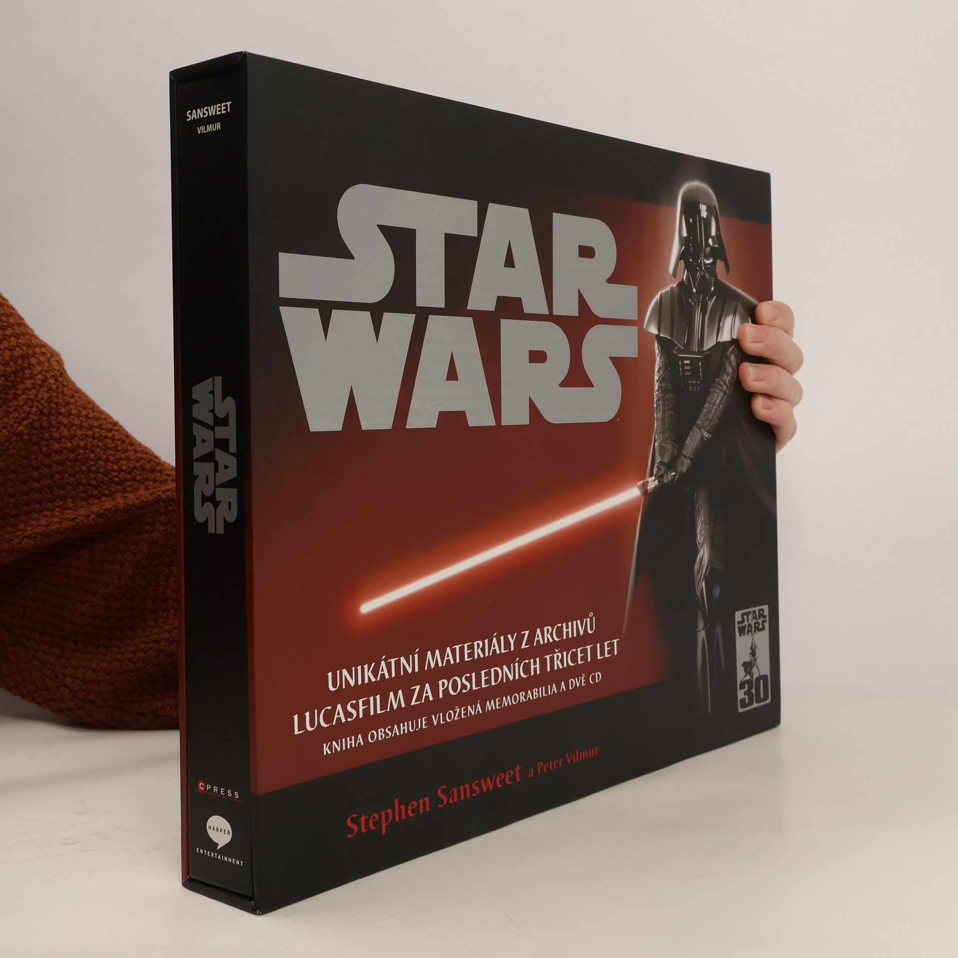Stephen J. Sansweet Star Wars: Unikátní materiály z archivů společnosti Lucasfilm za posledních třicet let