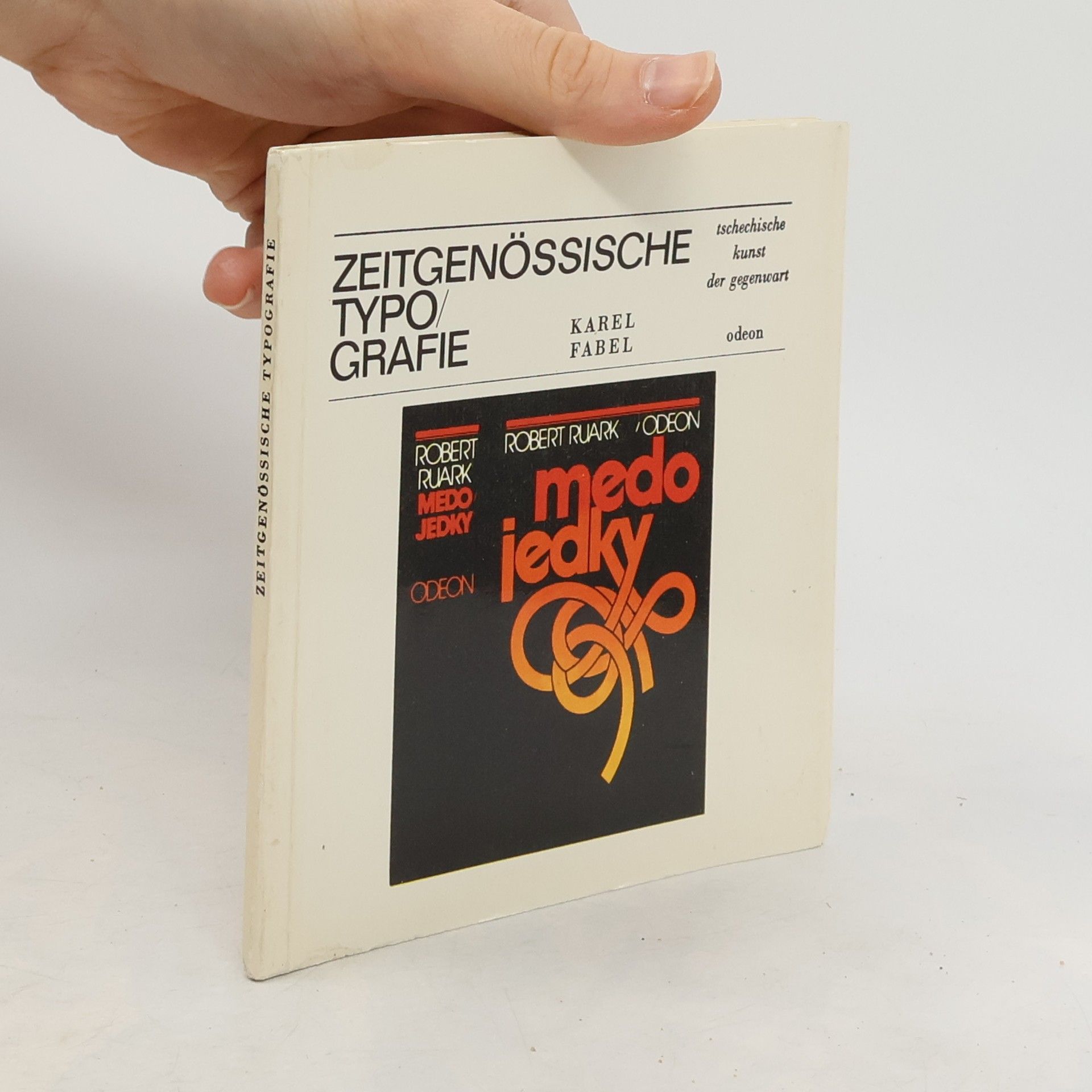 Karel Fabel Zeitgenössische/Typografie