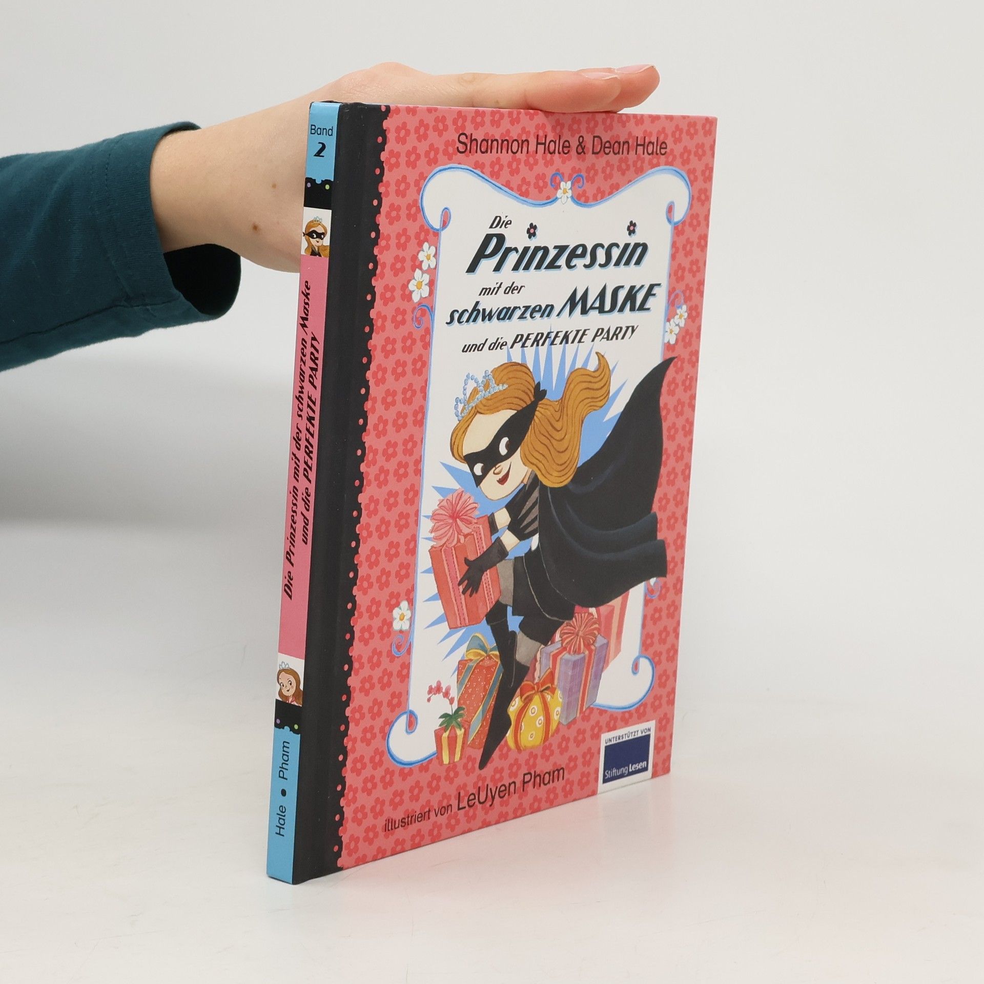 Die Prinzessin mit der schwarzen Maske und die perfekte Party