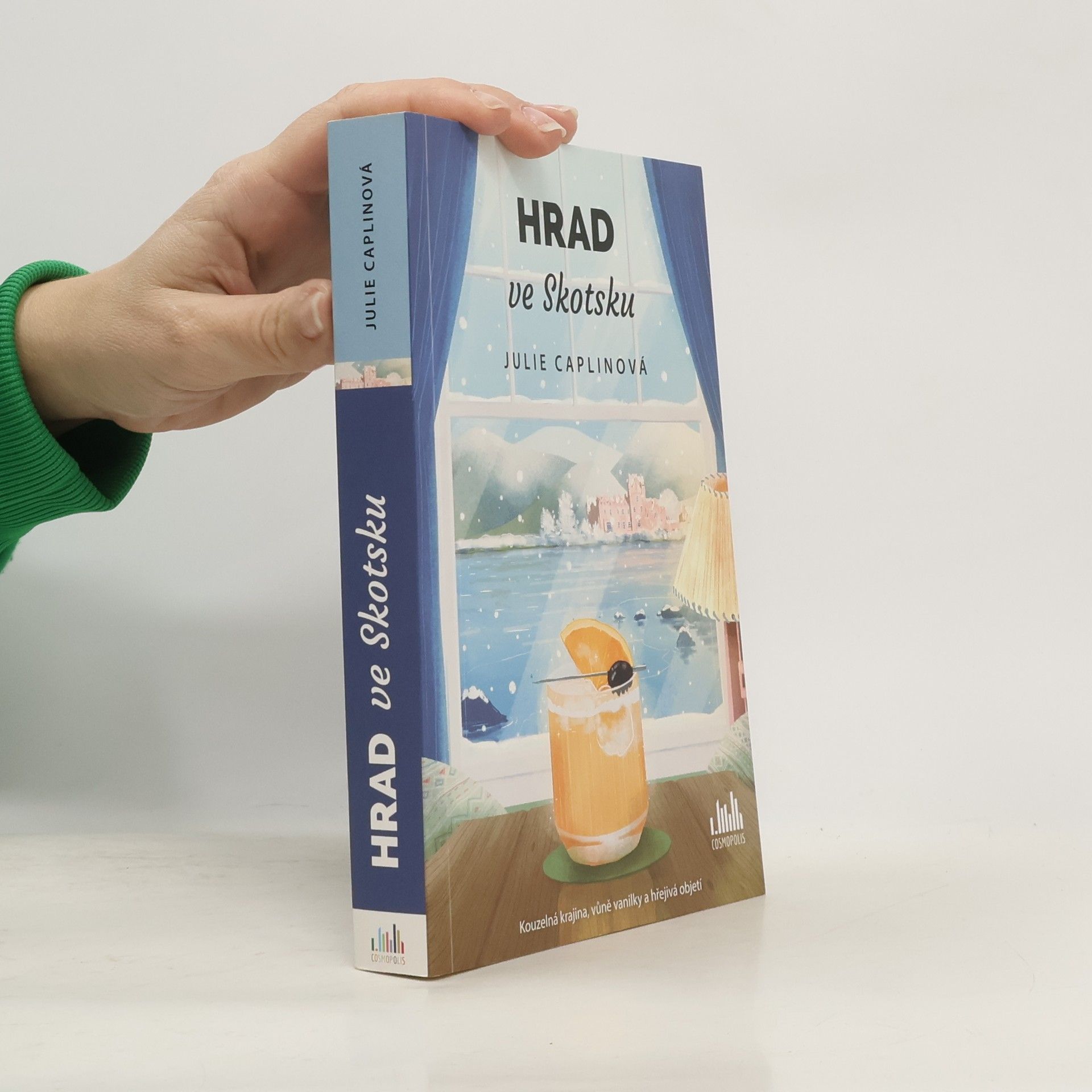 Julie Caplinová Hrad ve Skotsku