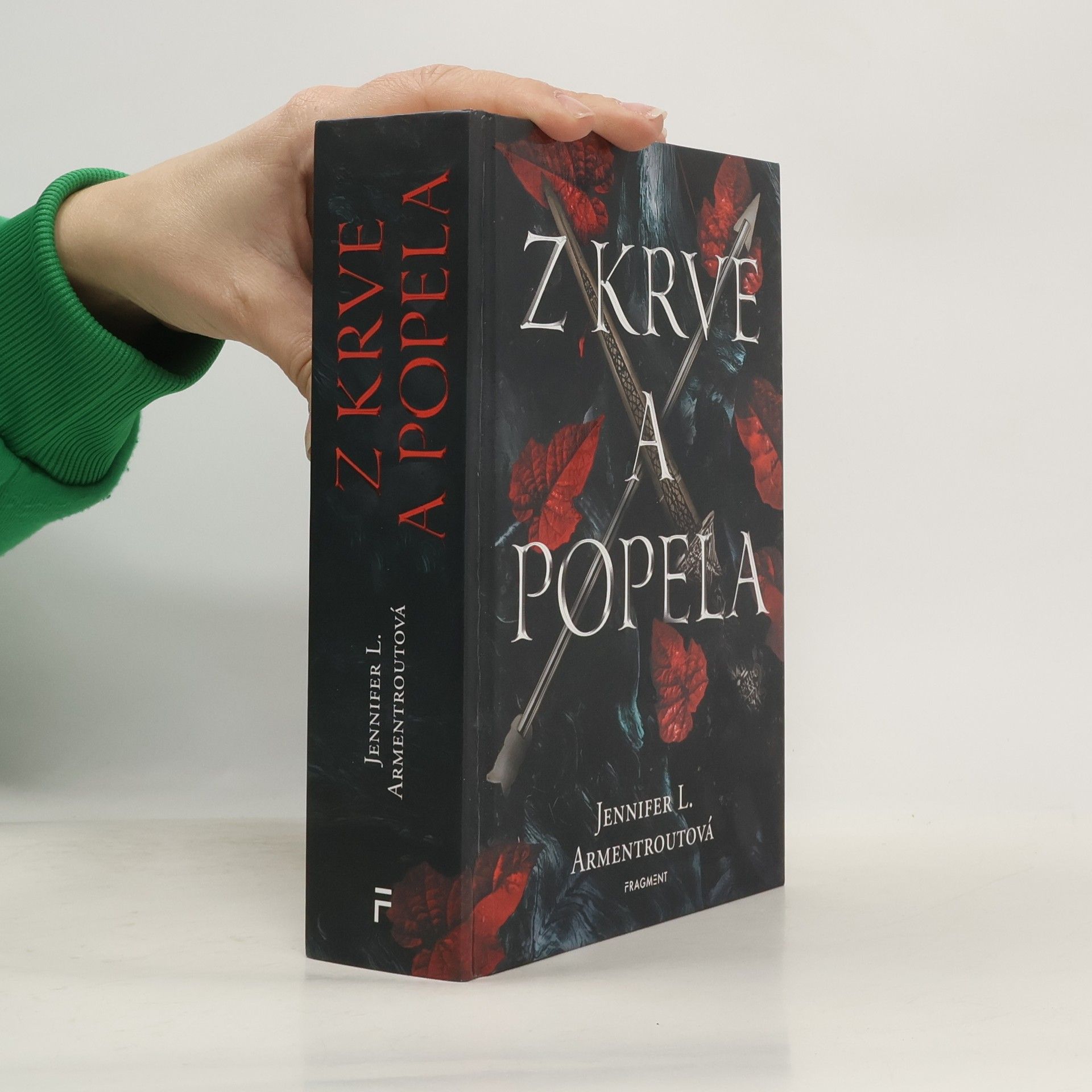 Jennifer L. Armentrout Z krve a popela
