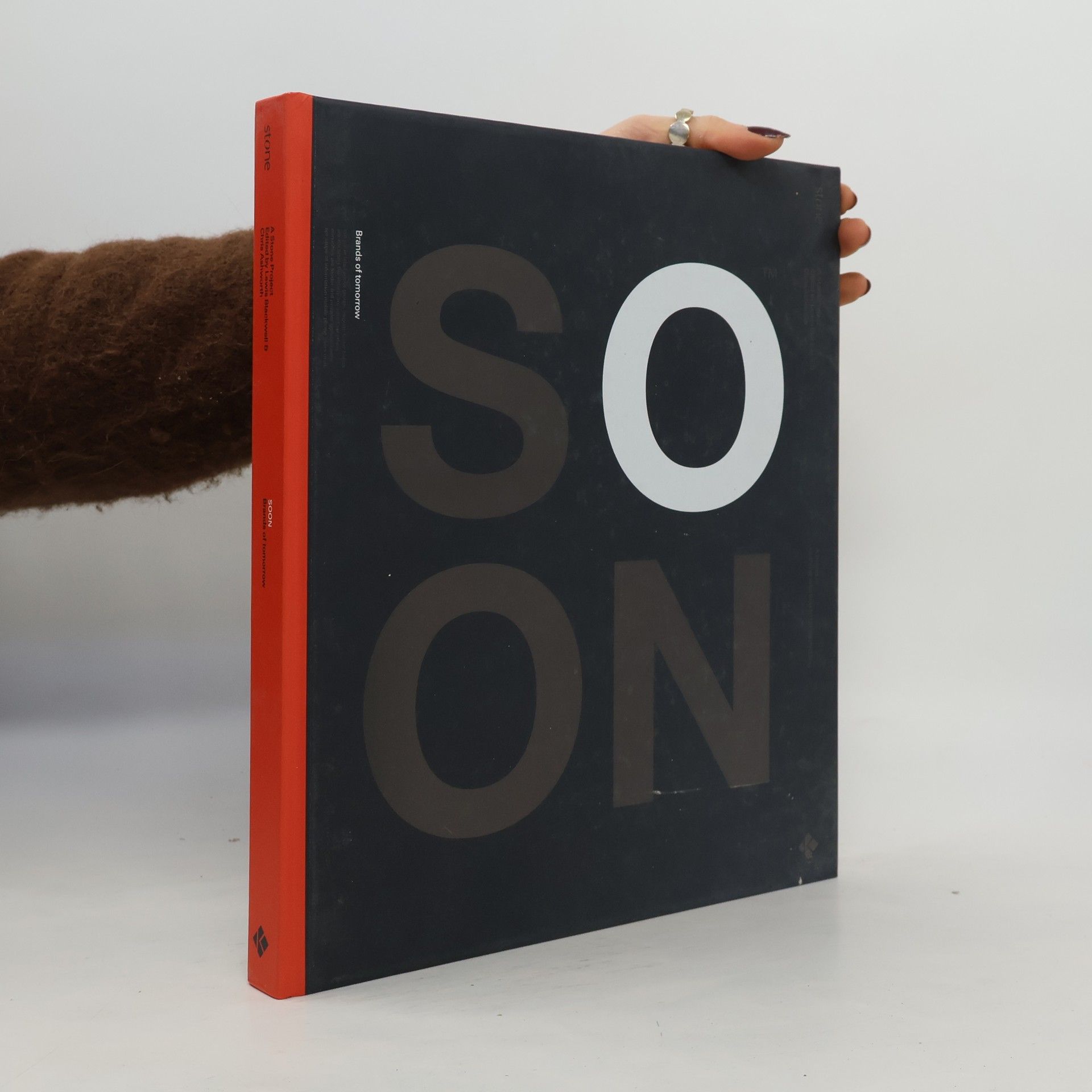 Kolektív autorov Soon