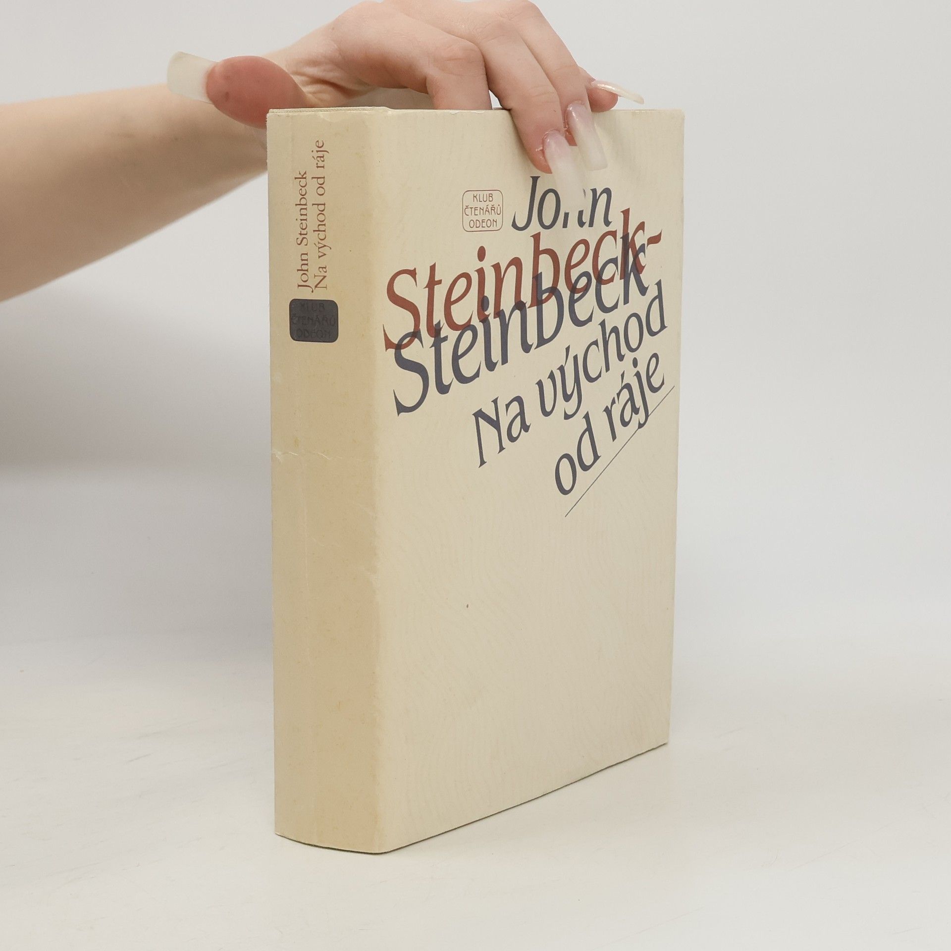 John Steinbeck Na východ od ráje