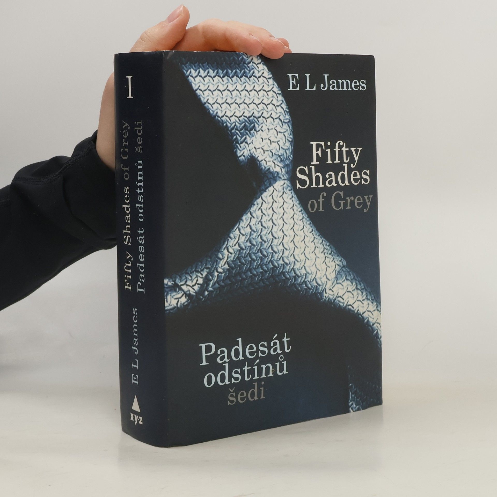 Padesát odstínů šedi
