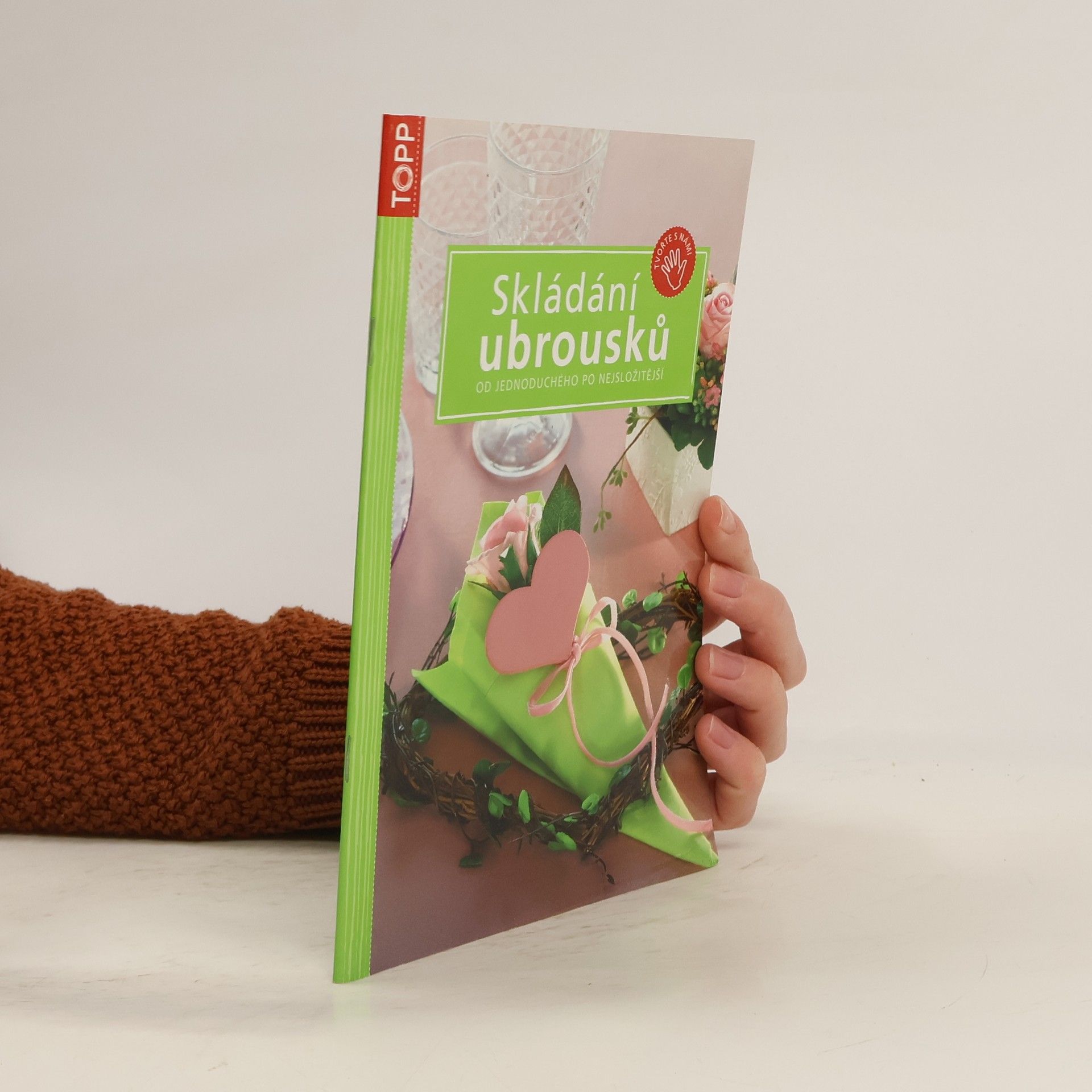 Sieglinde Holl Skládání ubrousků