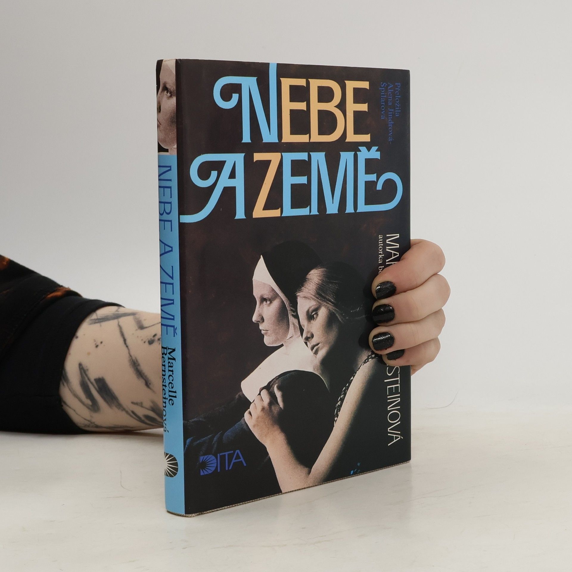 Marcelle Bernstein Nebe a země