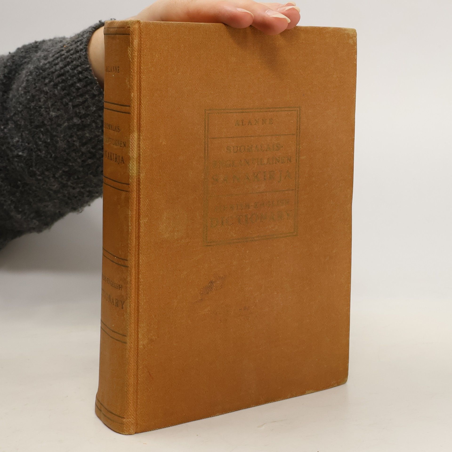 Auteurscollectief Finnish-English Dictionary