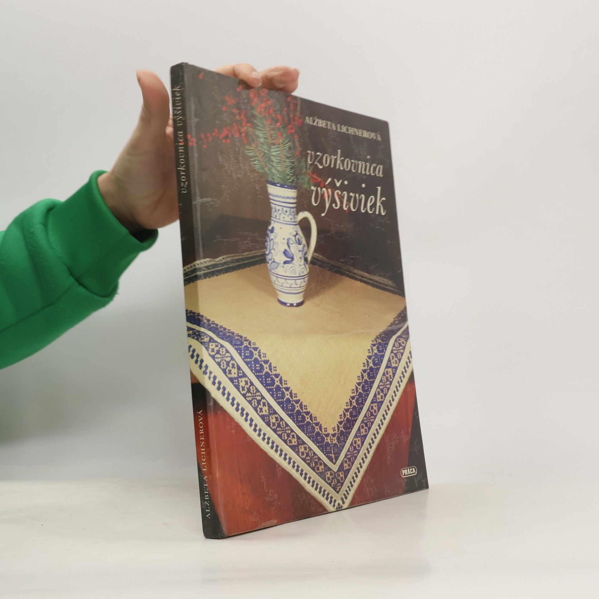 Vzorkovnica výšiviek