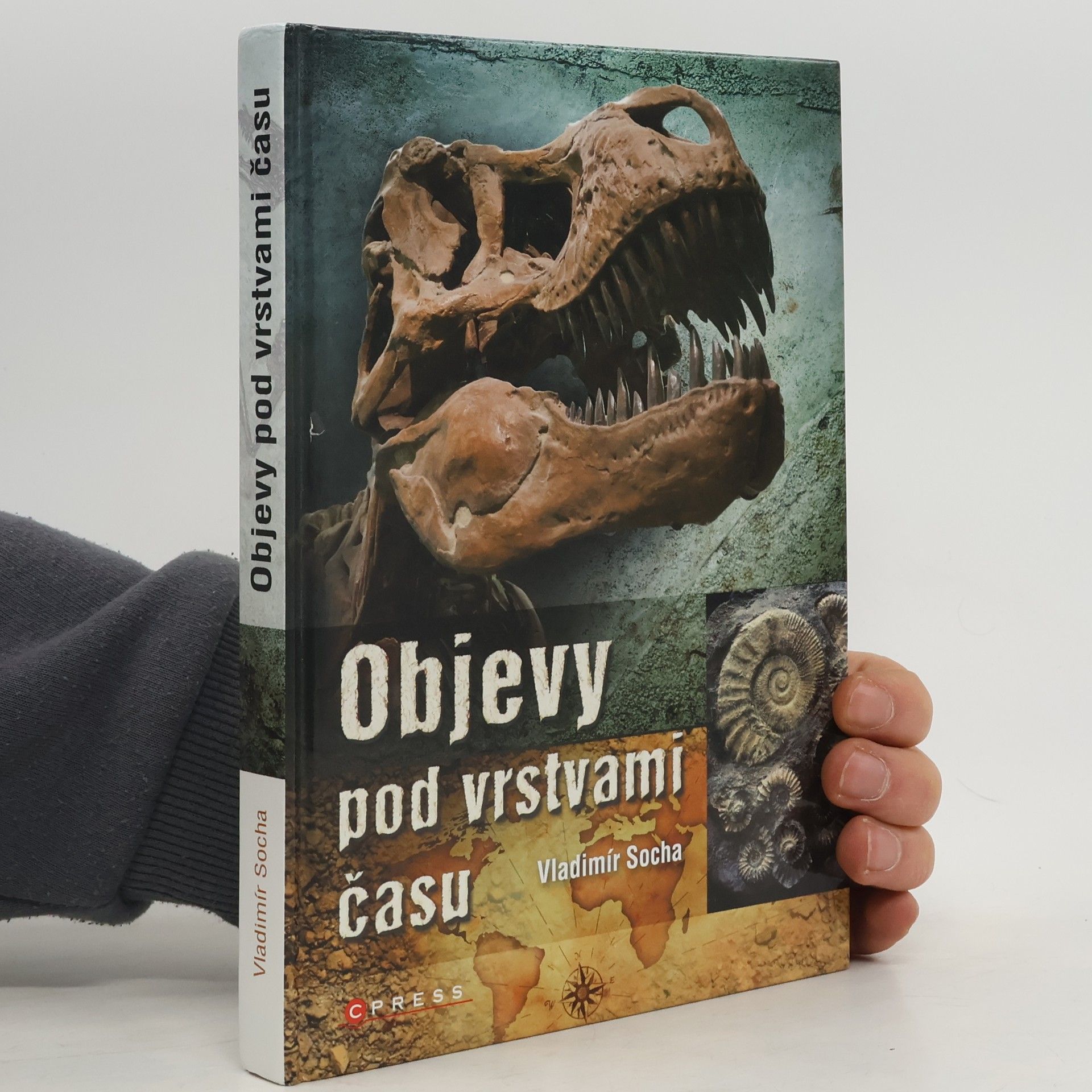 Objevy pod vrstvami času