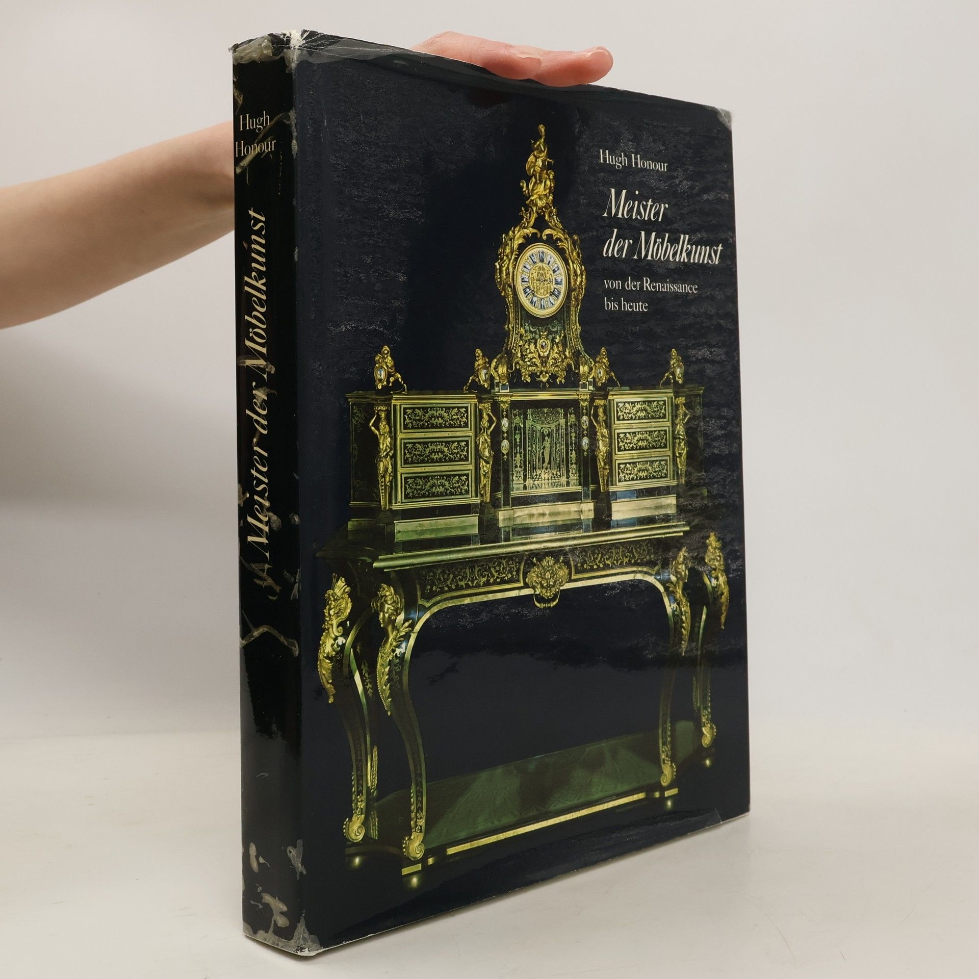 Meister der Möbelkunst