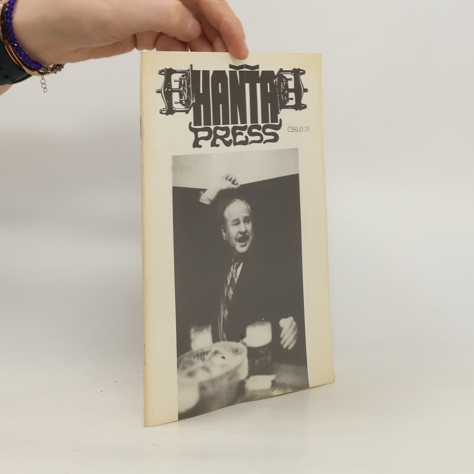 Auteurscollectief Haňťa press číslo 15 : Magazín Periférie